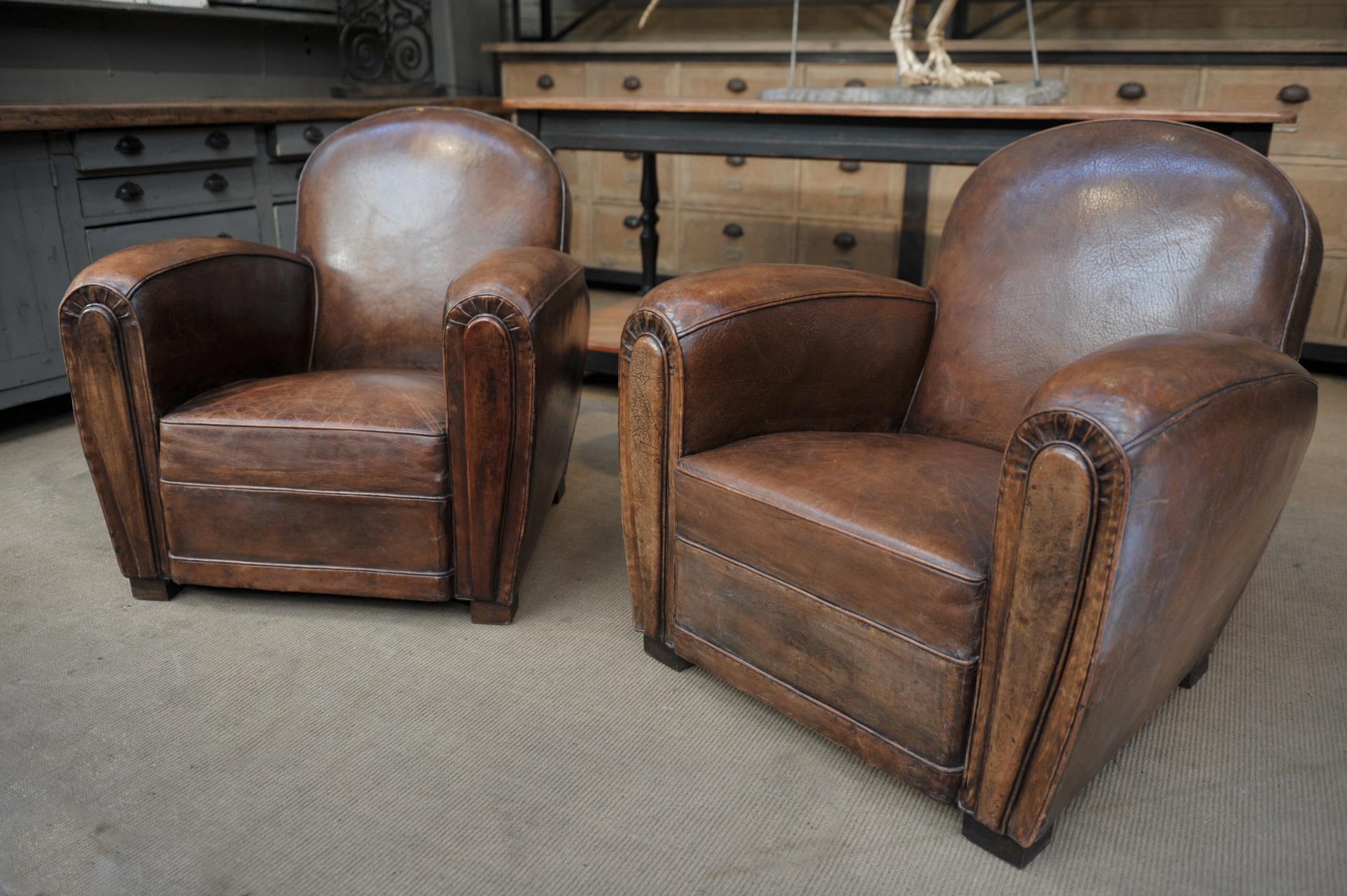 Pair of Leather Club Chairs, 1950s In Good Condition In Roubaix, FR