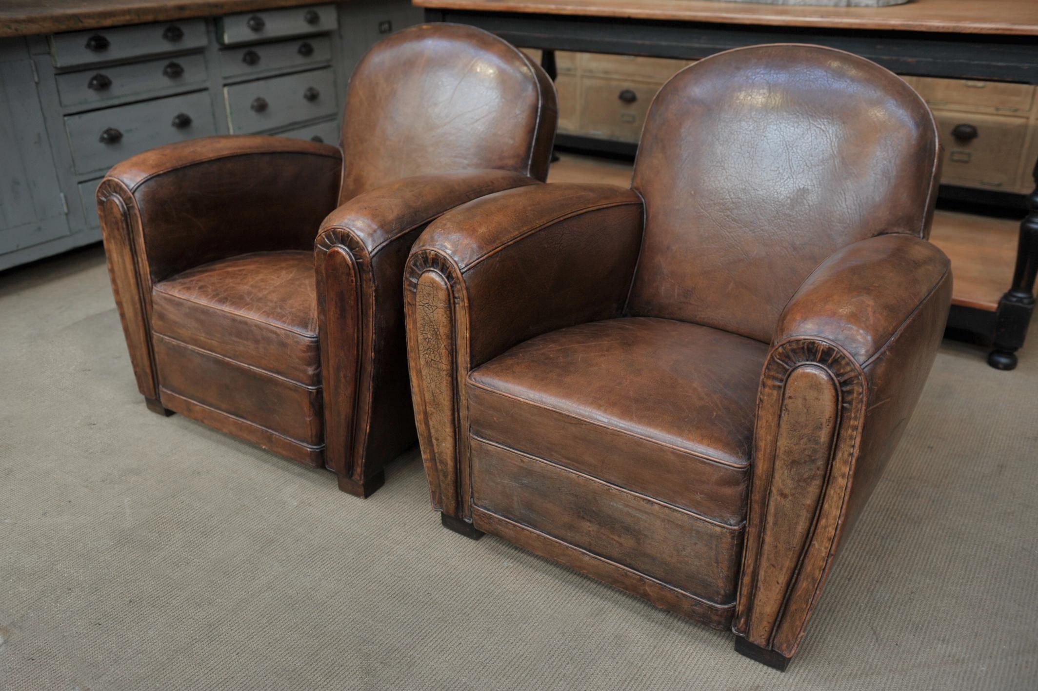 Mid-20th Century Pair of Leather Club Chairs, 1950s