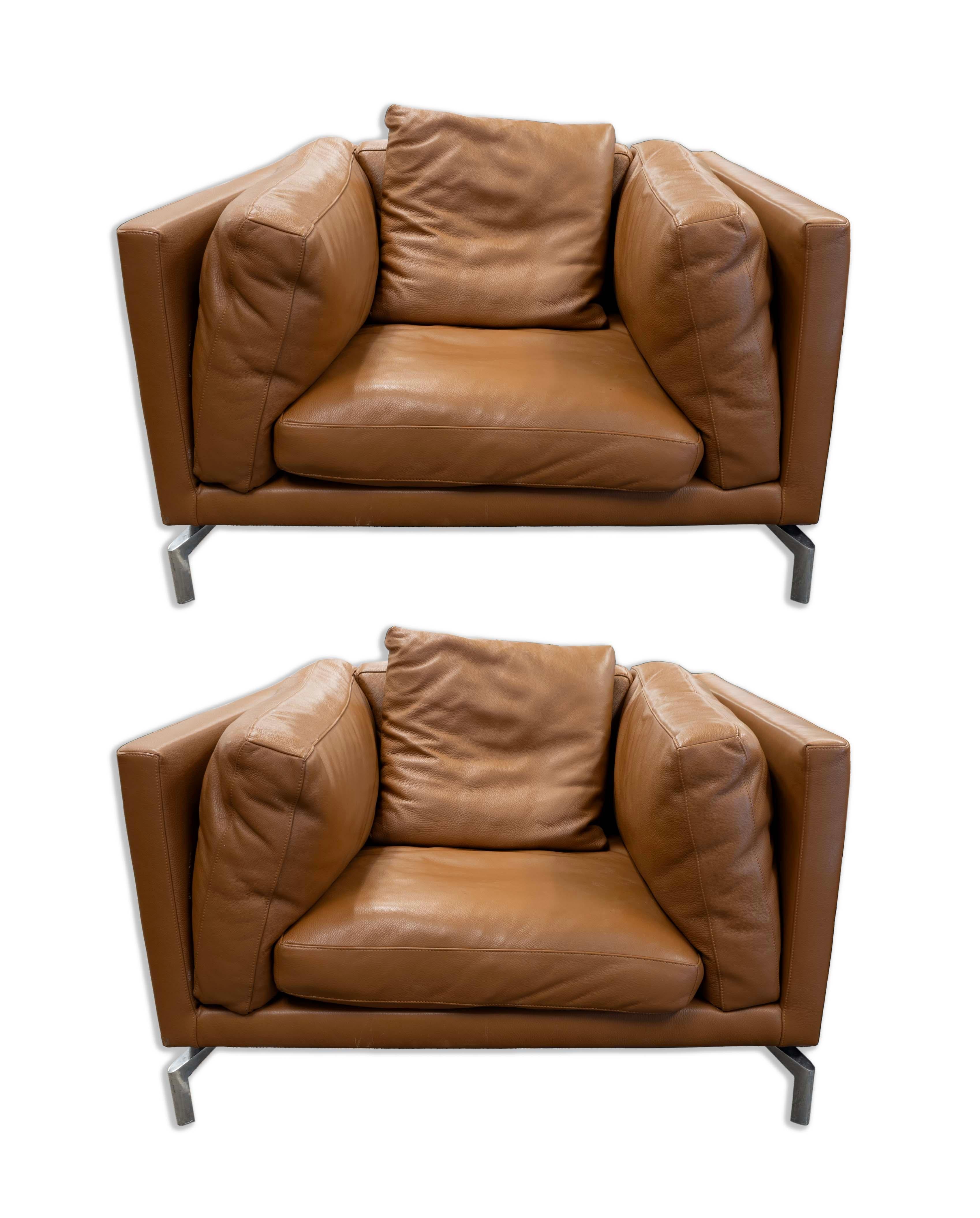20th Century Pair of Leather Comolino Armchairs by Giorgio Soressi Contemporary Modern