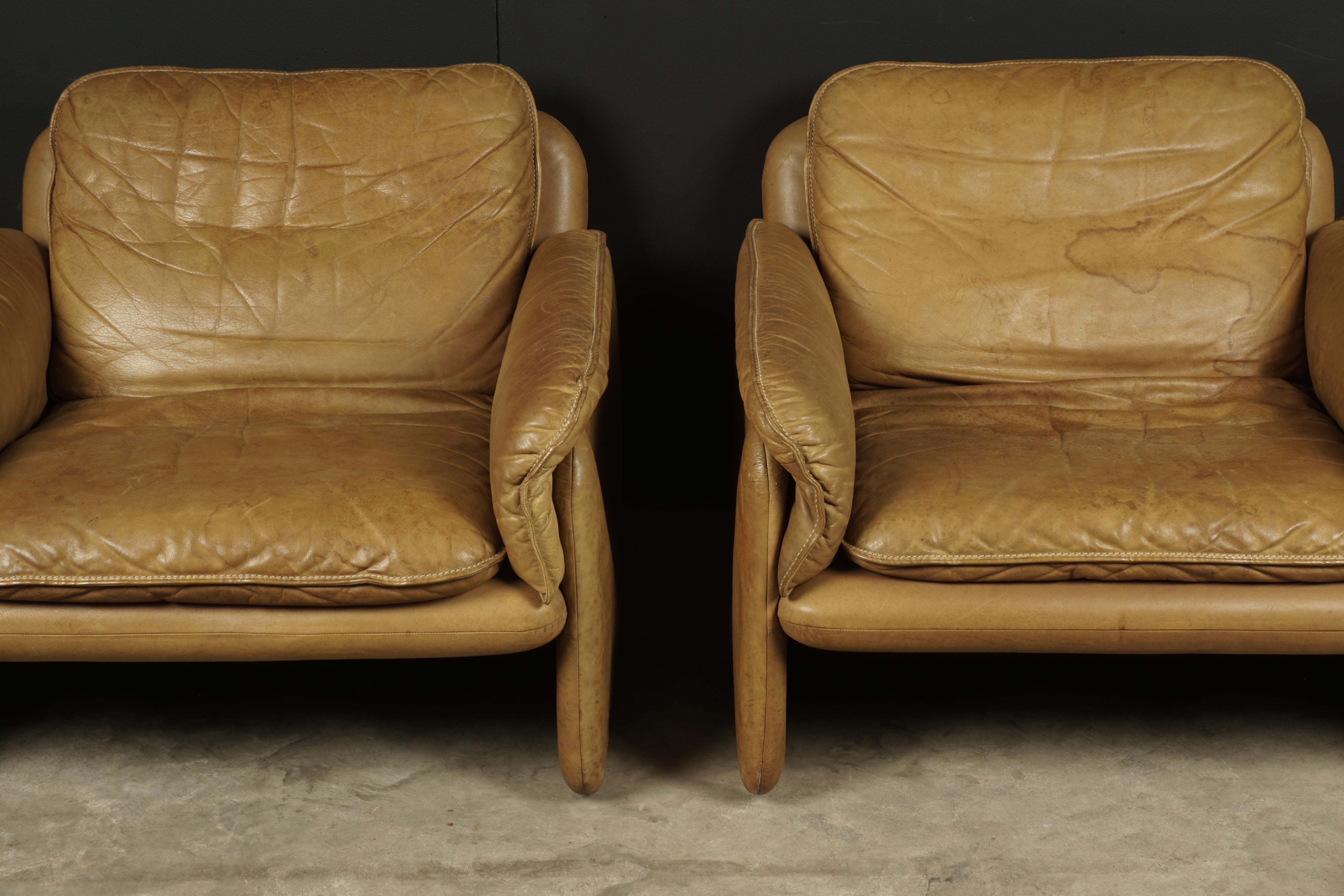European Vintage Pair of Leather DS61 De Sede Lounge Chairs, from Switzerland, circa 1980