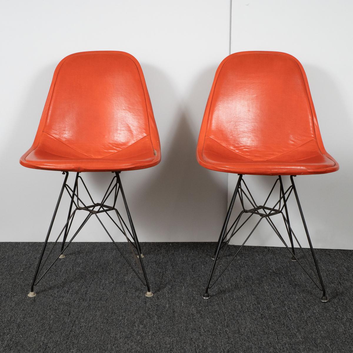 Pair of Leather Eames DKX-1 Side Chairs for Herman Miller In Good Condition For Sale In Tarrytown, NY