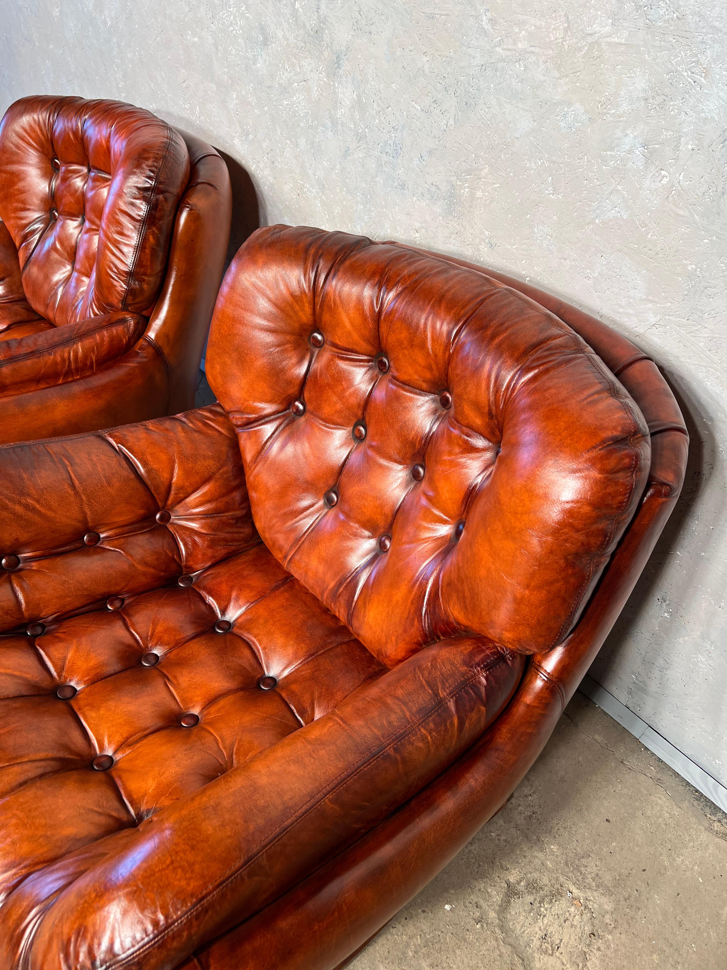 Pair of Leather Egg Chairs Swedish 70 S Cognac Leather Vintage Mid C Retro #438 In Good Condition For Sale In Lewes, GB