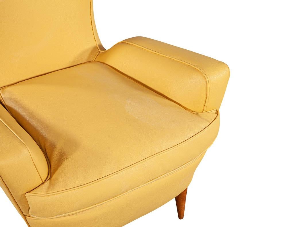 Pair of Leather Italian Lounge Chairs Attributed to Paolo Buffa 7
