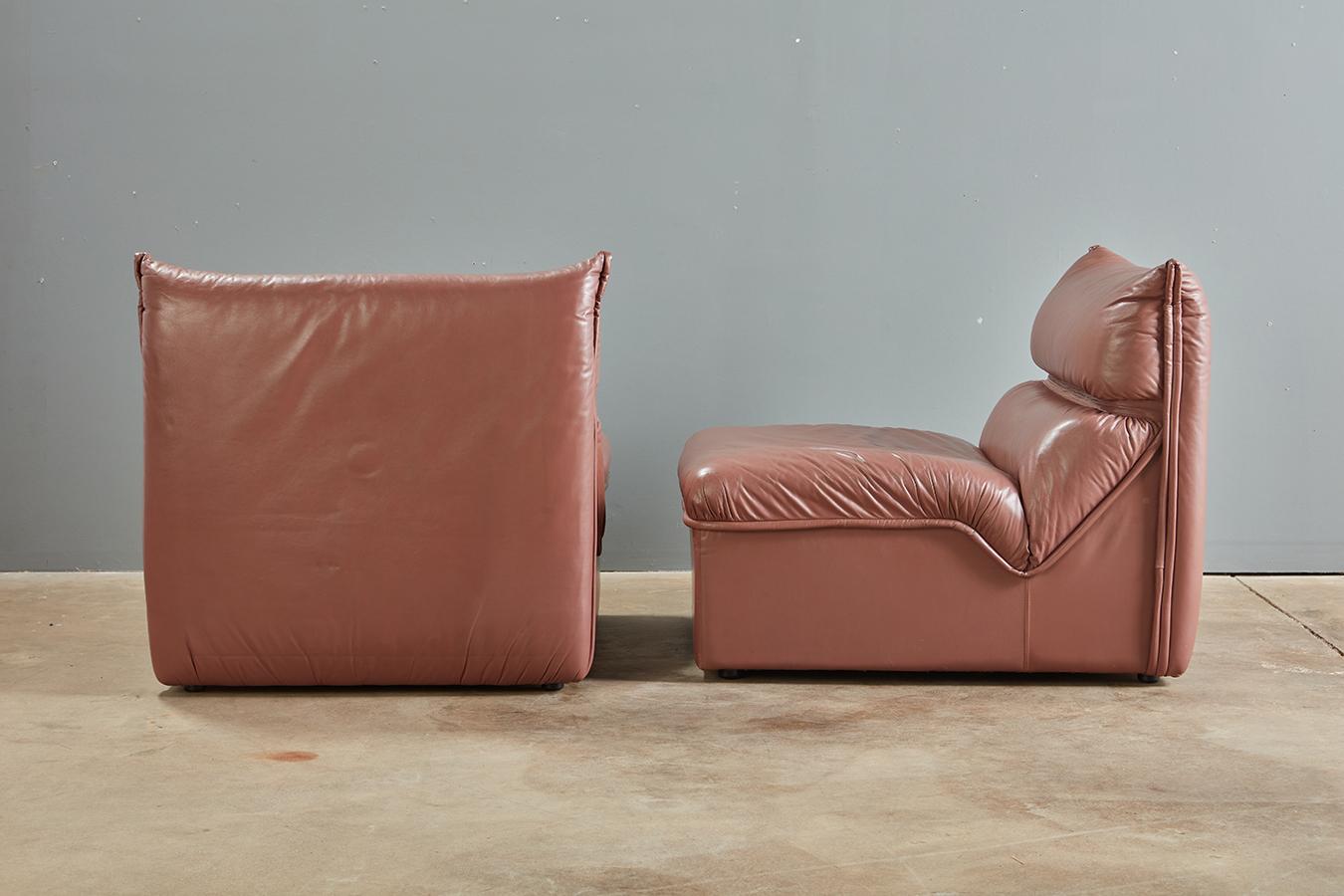 Pair of Leather Lounge Chairs by Guido Faleschini, I4 Mariani for Pace 1