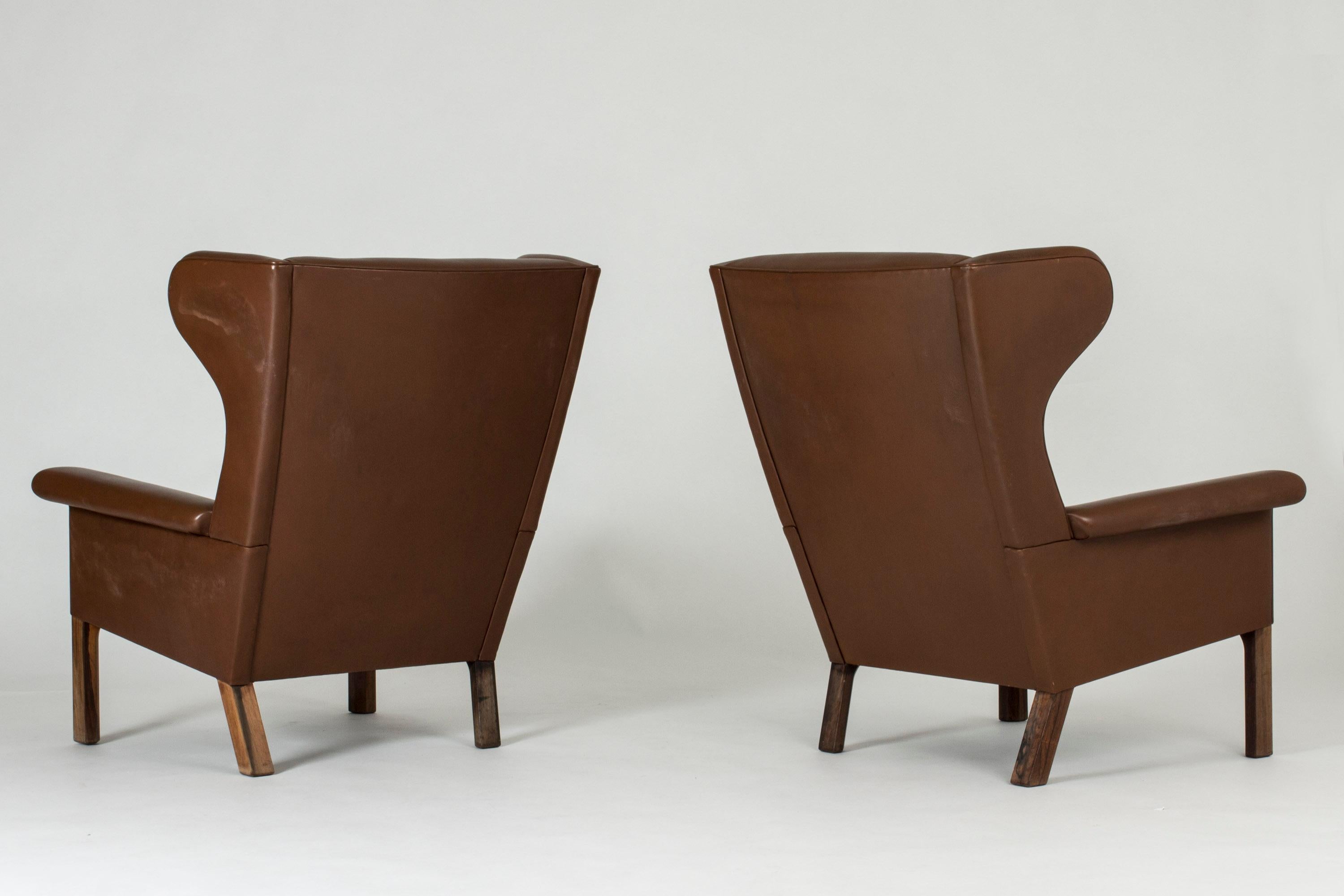 Pair of Leather Lounge Chairs by Hans J. Wegner for AP Stolen In Good Condition In Stockholm, SE
