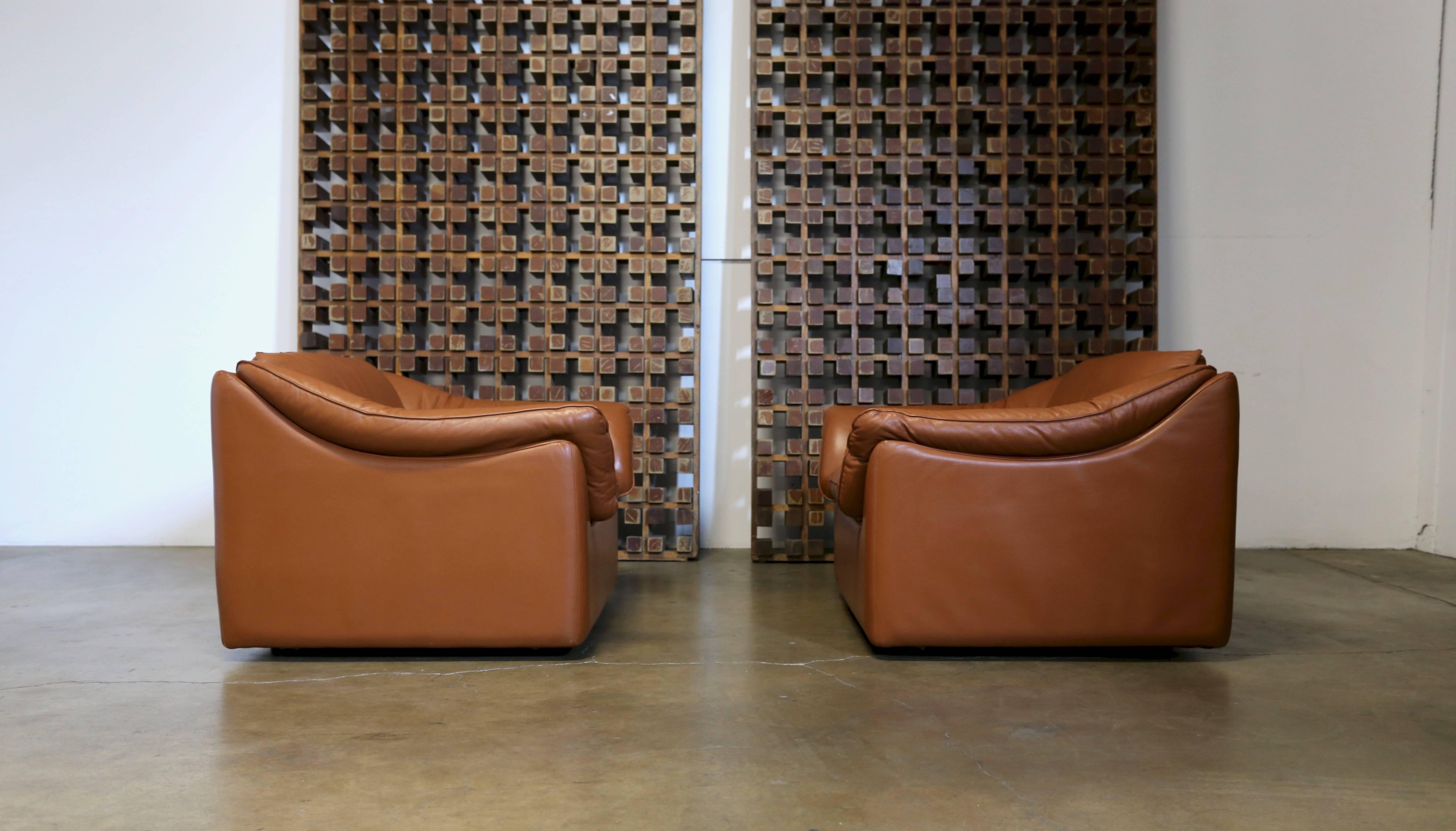 Pair of Leather Lounge Chairs by Metropolitan 1