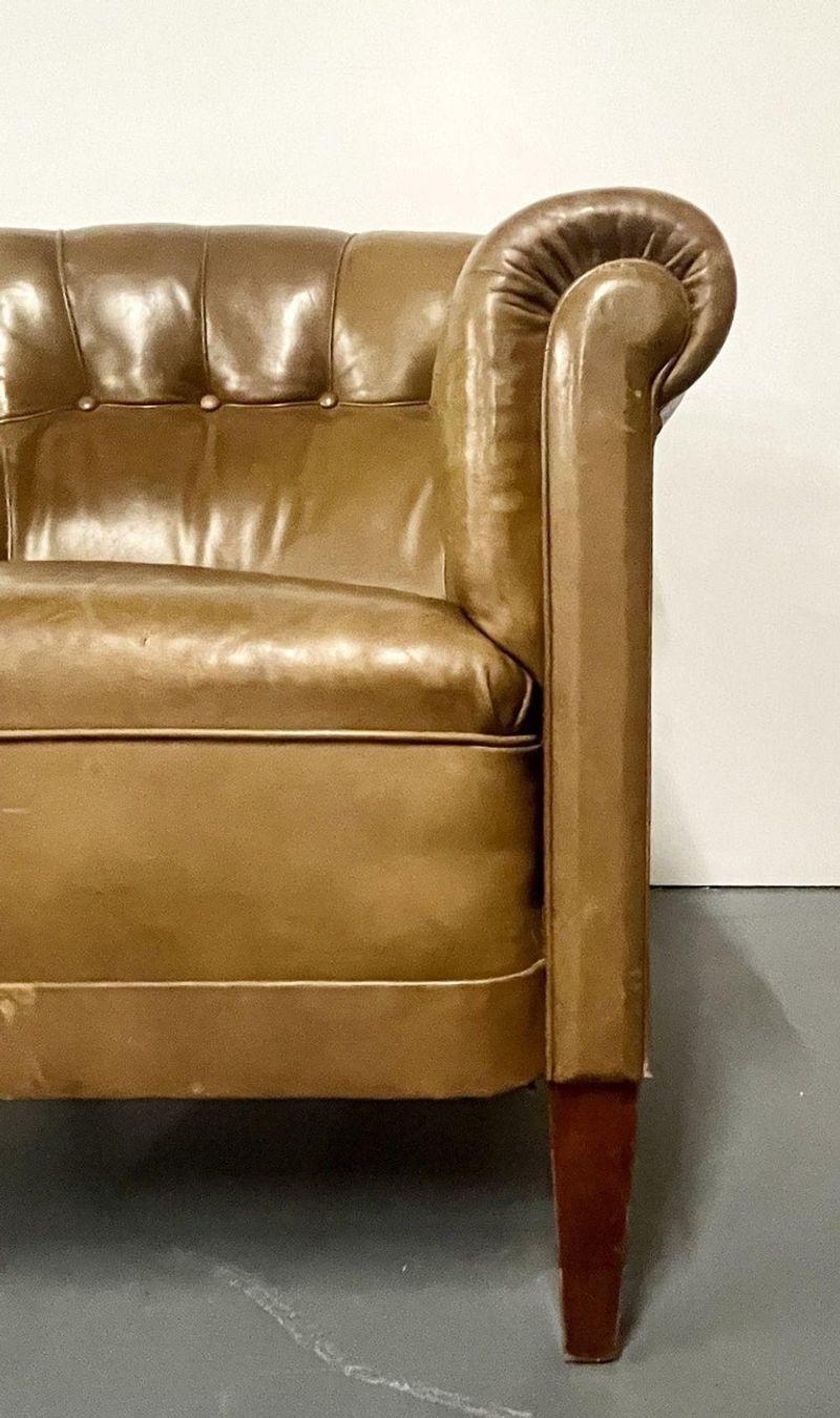 Suédois Paire de chaises longues à cigares en cuir, milieu du 20e siècle, matelassées