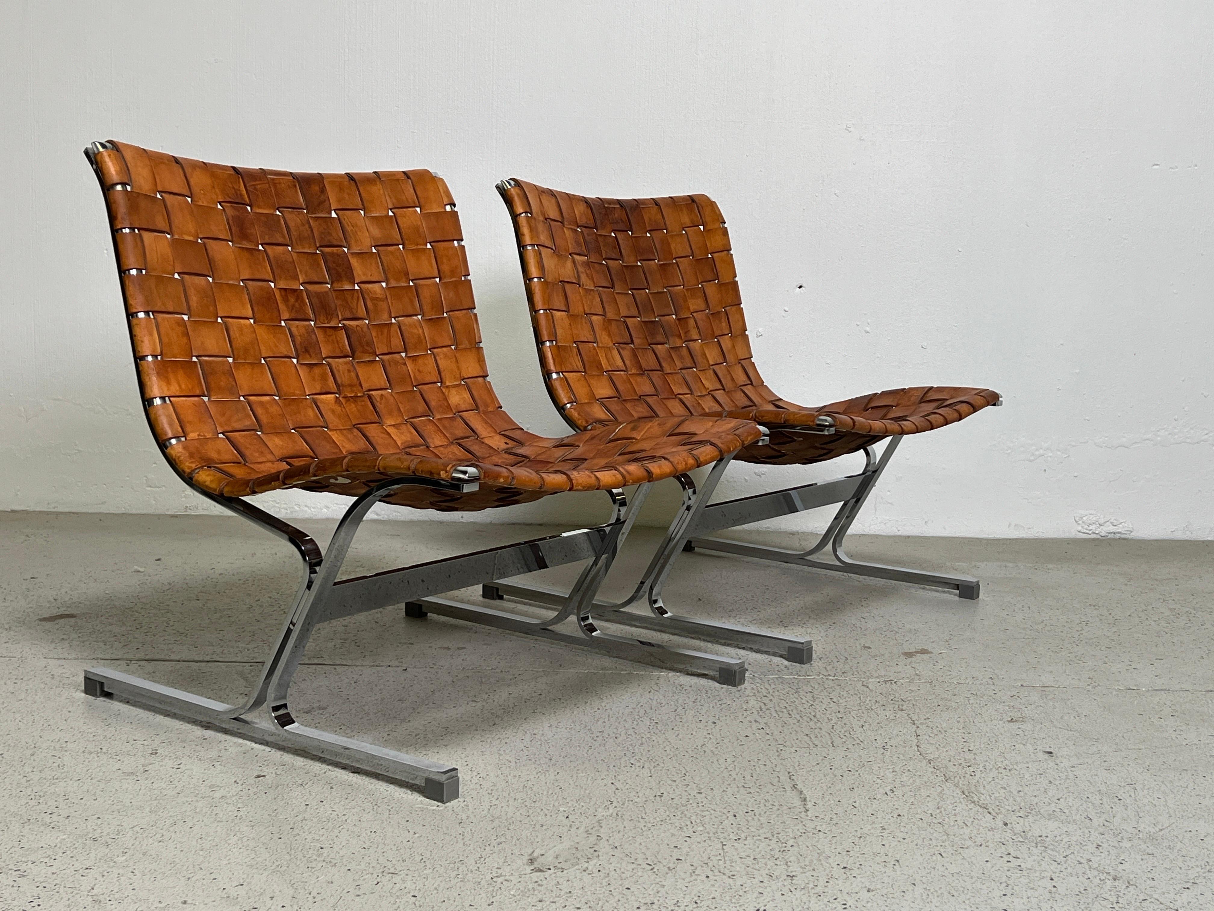 Pair of Leather 'Luar' Lounge Chairs by Ross Littell  7