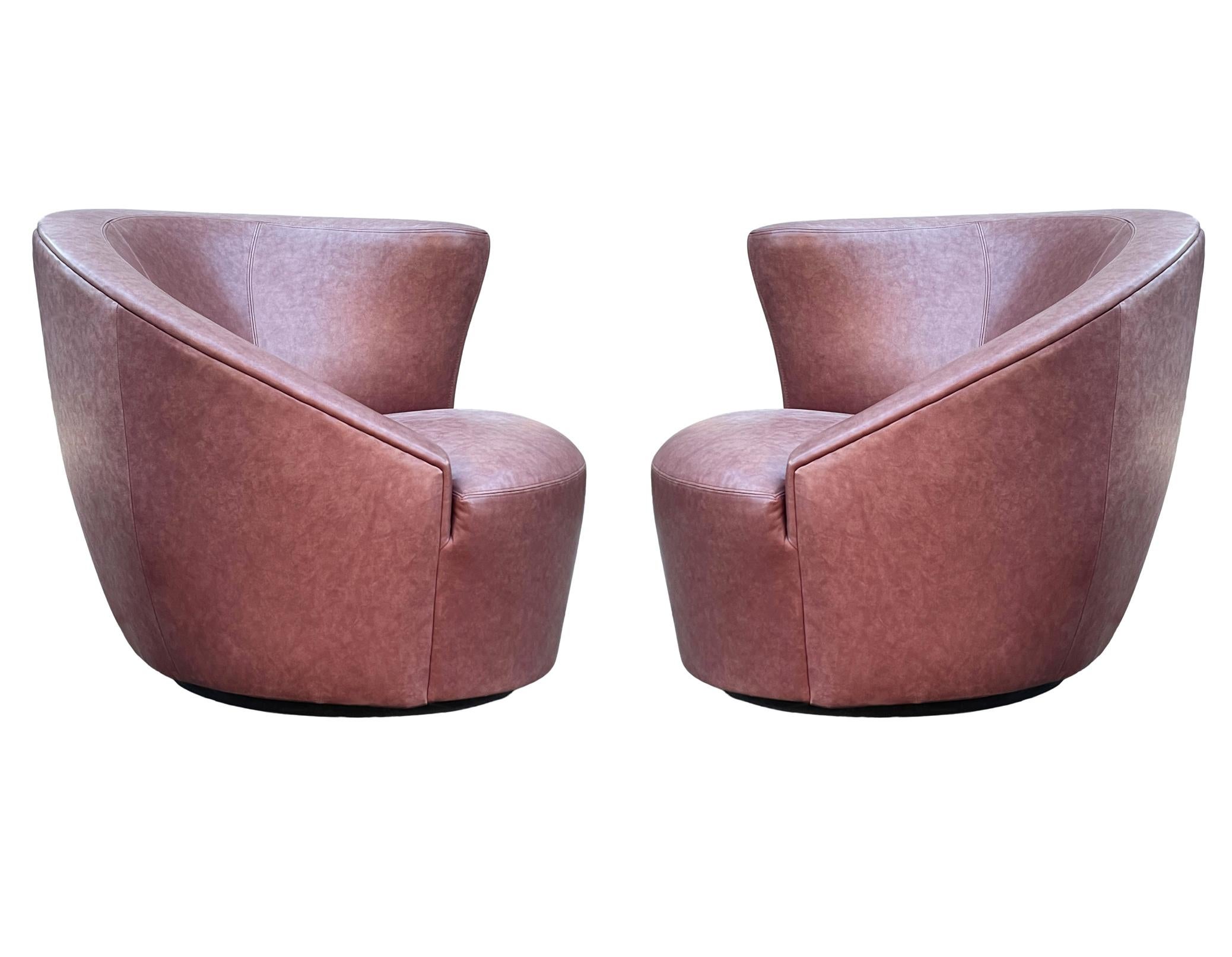 Late 20th Century Pair of Leather Mid Century Modern Swivel Lounge Chairs by Vladimir Kagan 