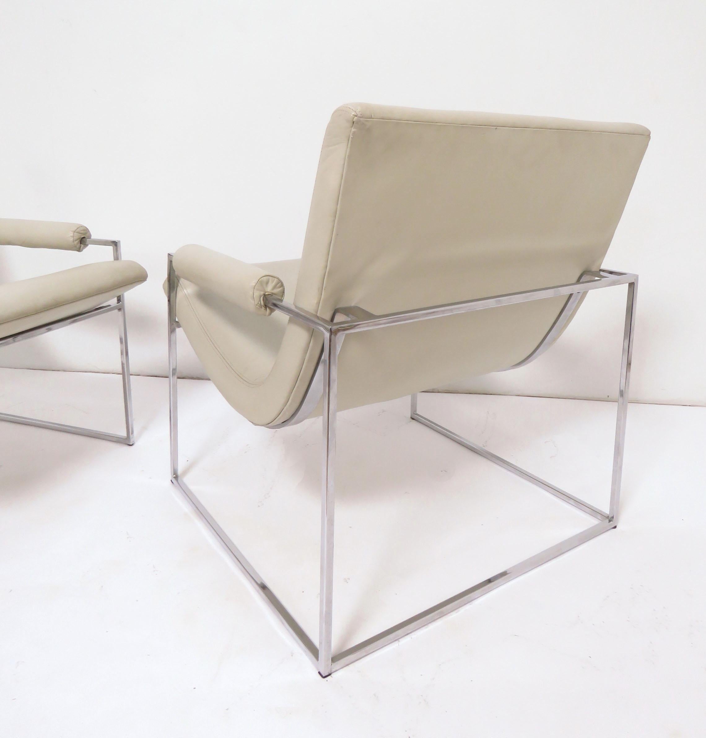 American Pair of Leather Milo Baughman Scoop Lounge Chairs for Thayer Coggin