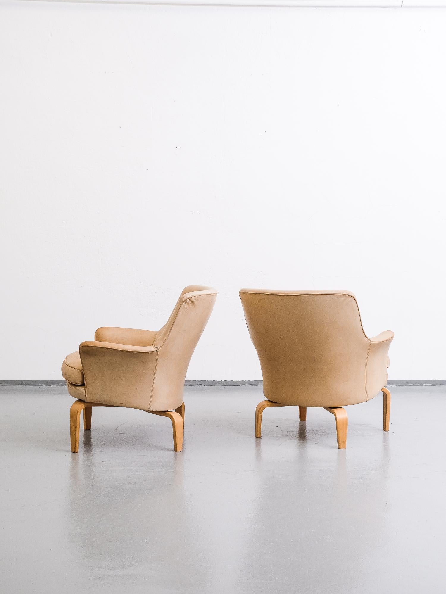 Pair of Leather 'Pilot' Armchairs by Arne Norell, Sweden 1