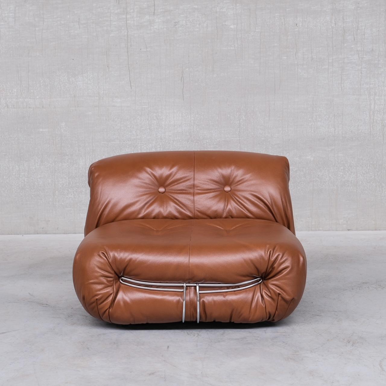 Pair of Leather Soriana Lounge Chairs by Scarpa for Cassina In Good Condition In London, GB