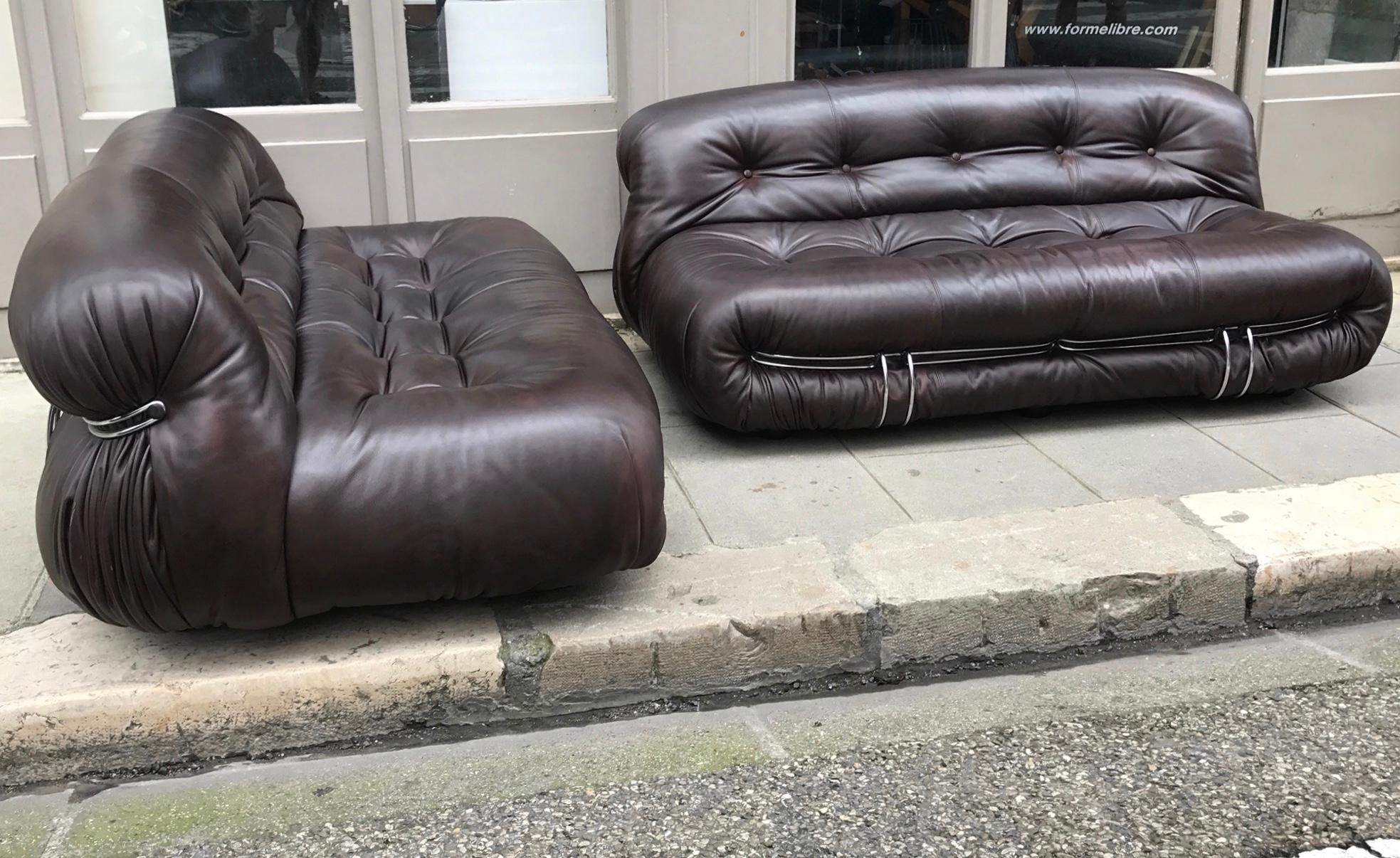 Pair of Leather Soriana Sofa by Afra & Tobia Scarpa, Cassina, 1970, Italy In Excellent Condition In Grenoble, FR