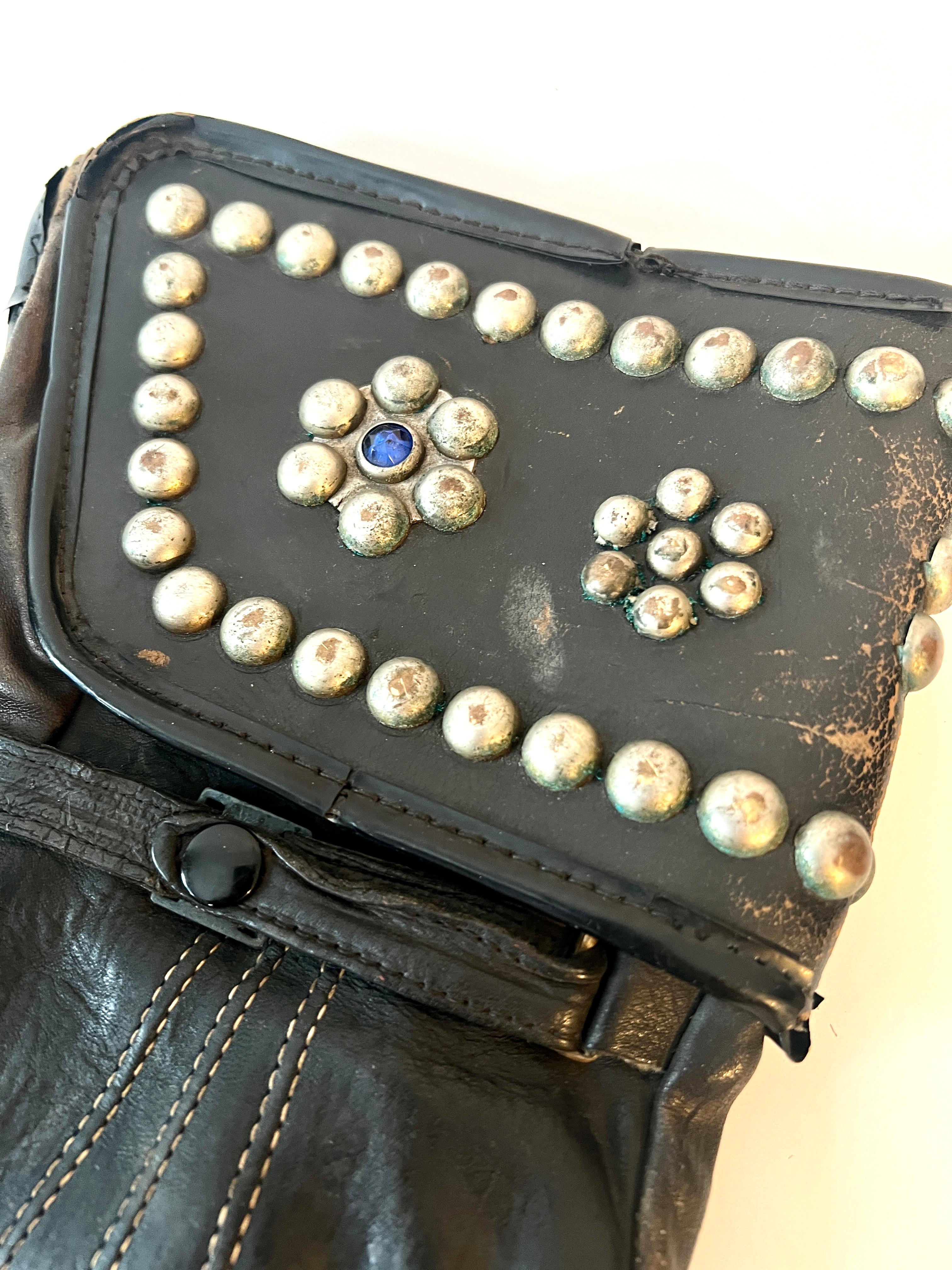 20th Century Pair of Leather Studded Motorcycle Gauntlet in the Style of Harley Davidson For Sale