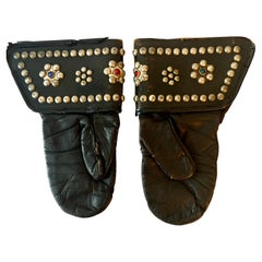 Paire de manchons de moto cloutés en cuir dans le style de Harley Davidson