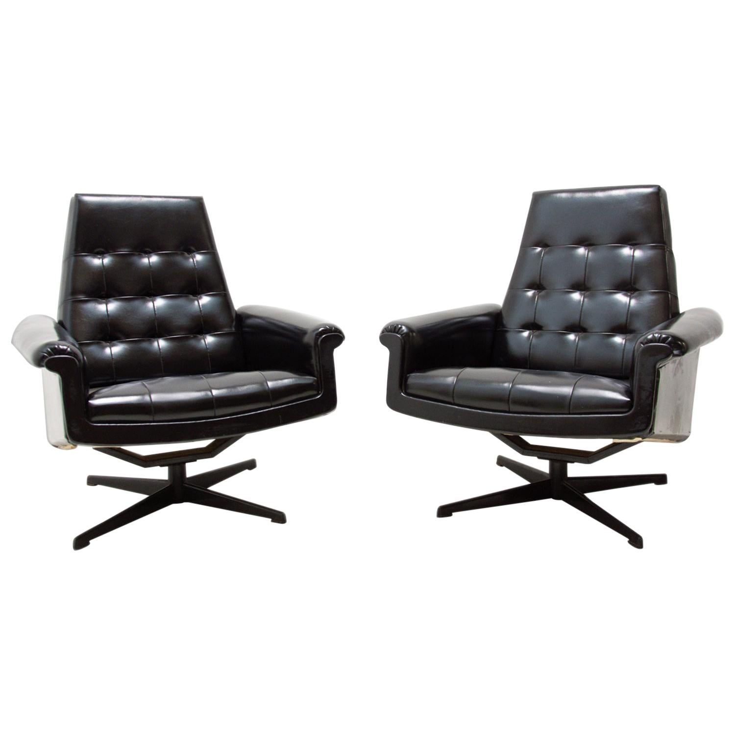 Pair of 1970's Swivel Armchairs For Sale at 1stDibs