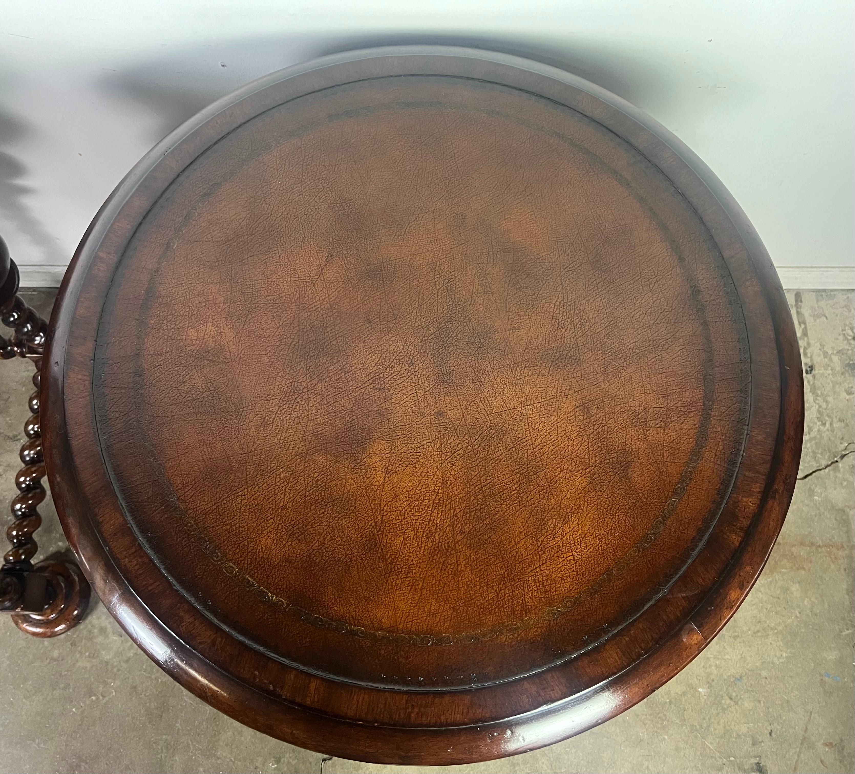 Late 20th Century Pair of Leather Top Side Tables by John Richards For Sale