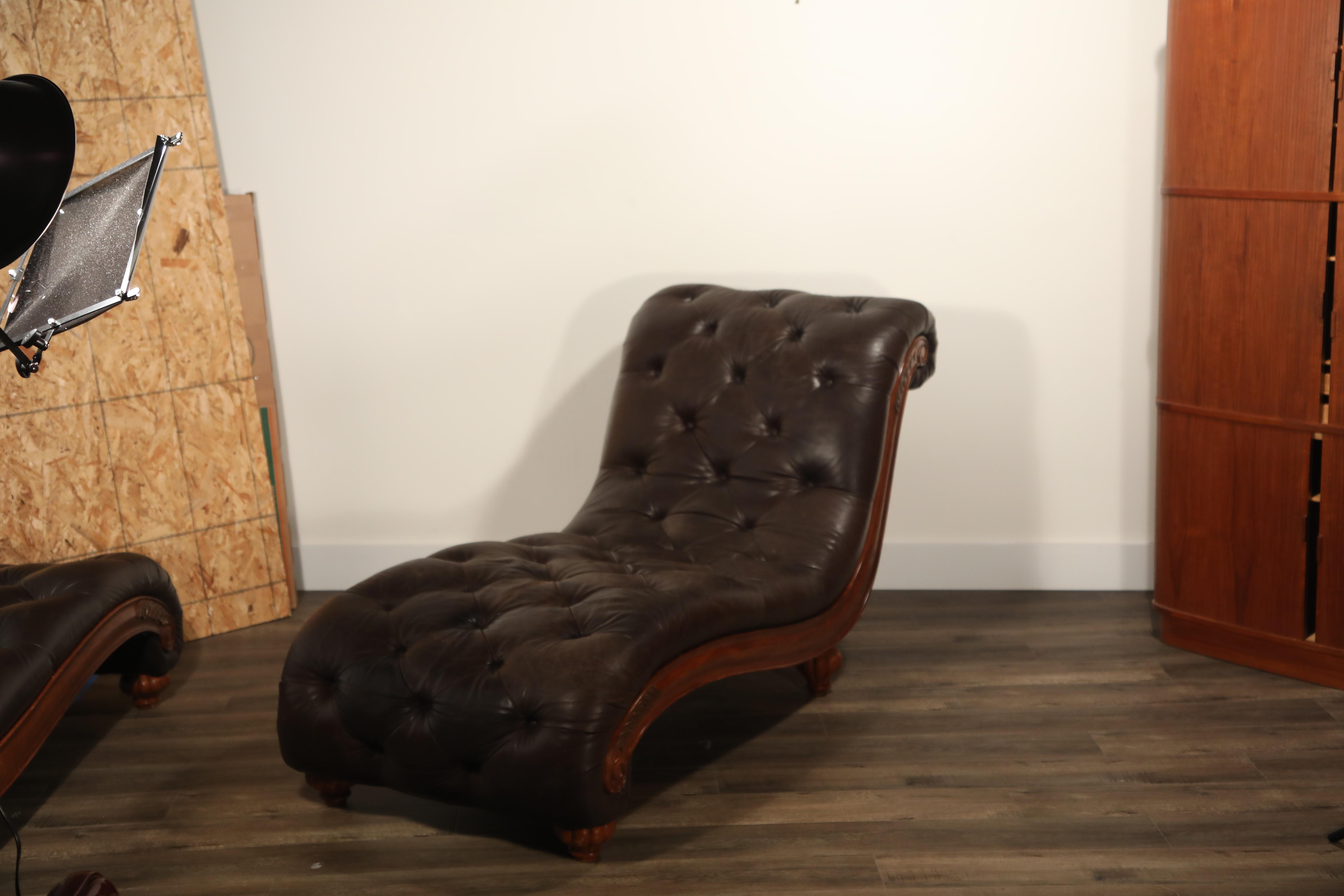 Paar Leder getuftet Chesterfield Stil Chaise Lounge Daybeds 11