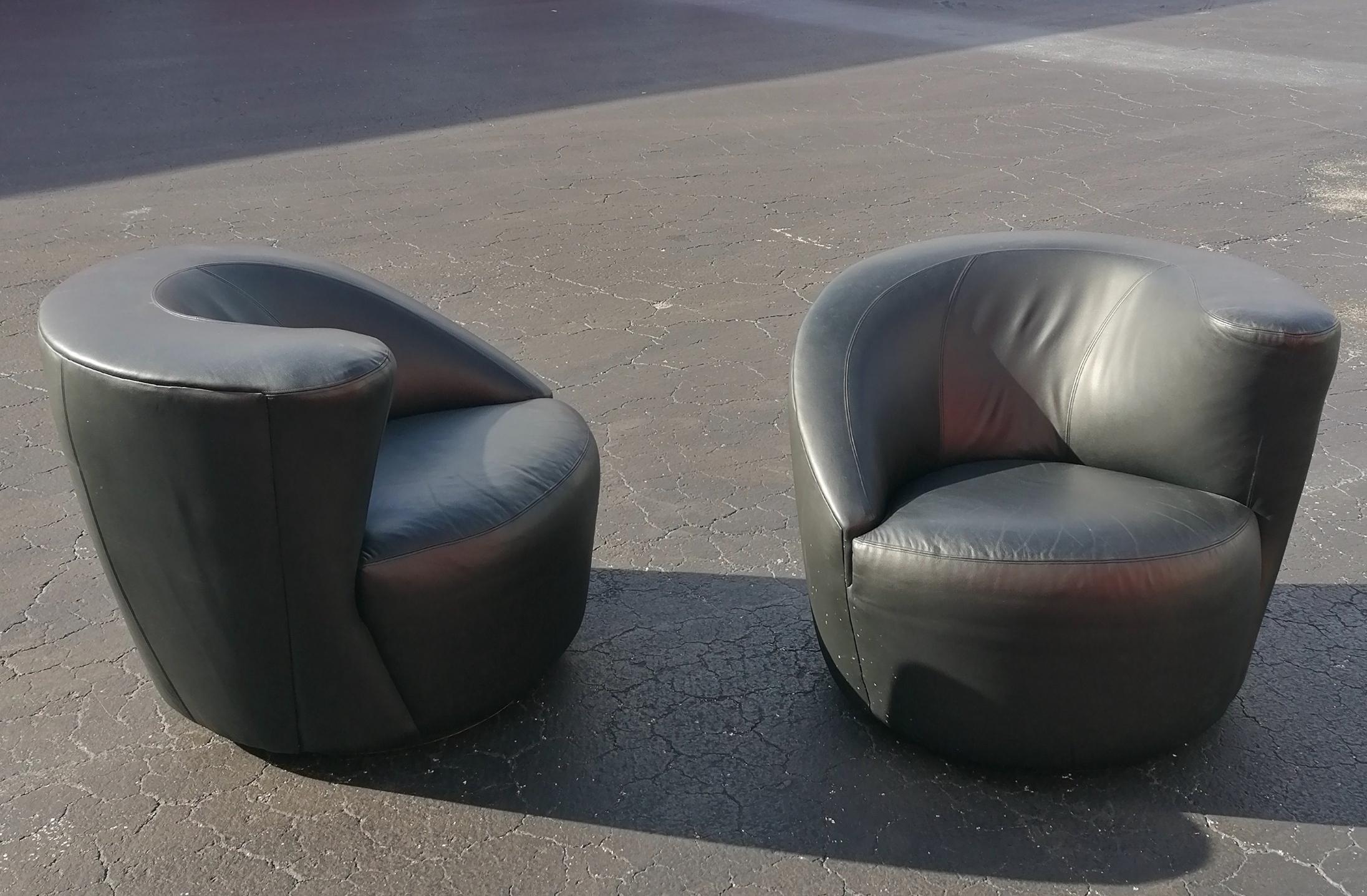 Late 20th Century Pair of leather Vladimir Kagan for Directional 'Nautilus' lounge chairs 1970s For Sale