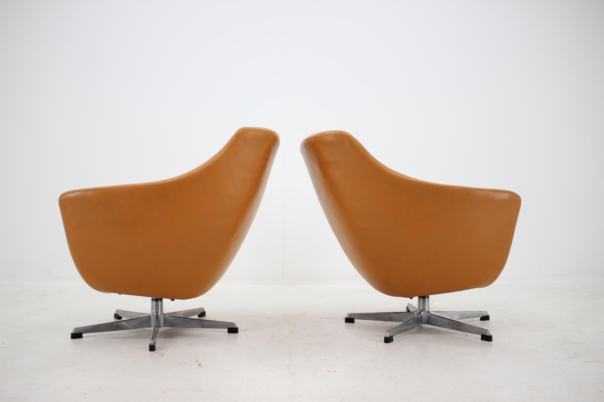 70's swivel chair