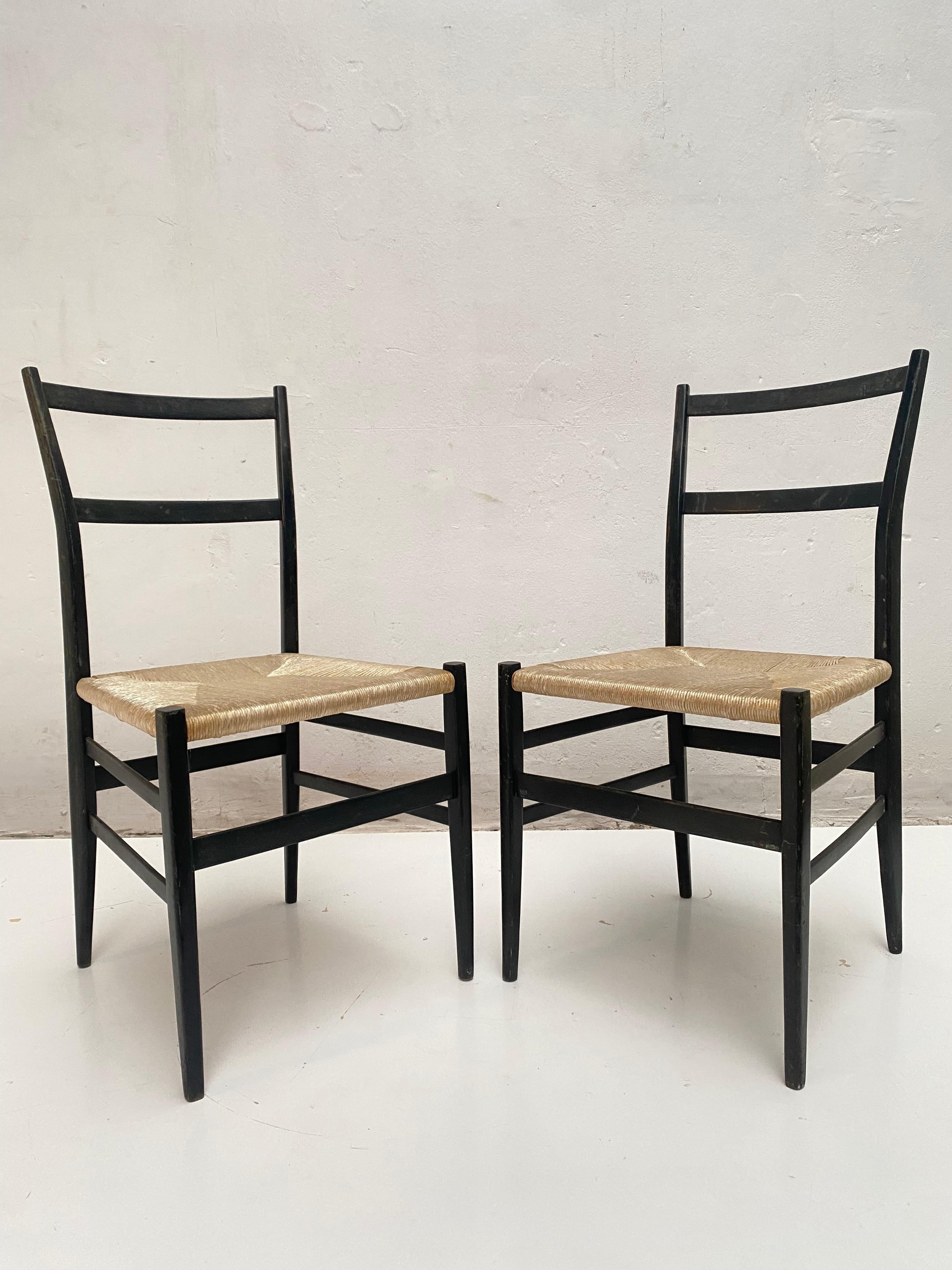 Ein Paar Sessel Modell 646 