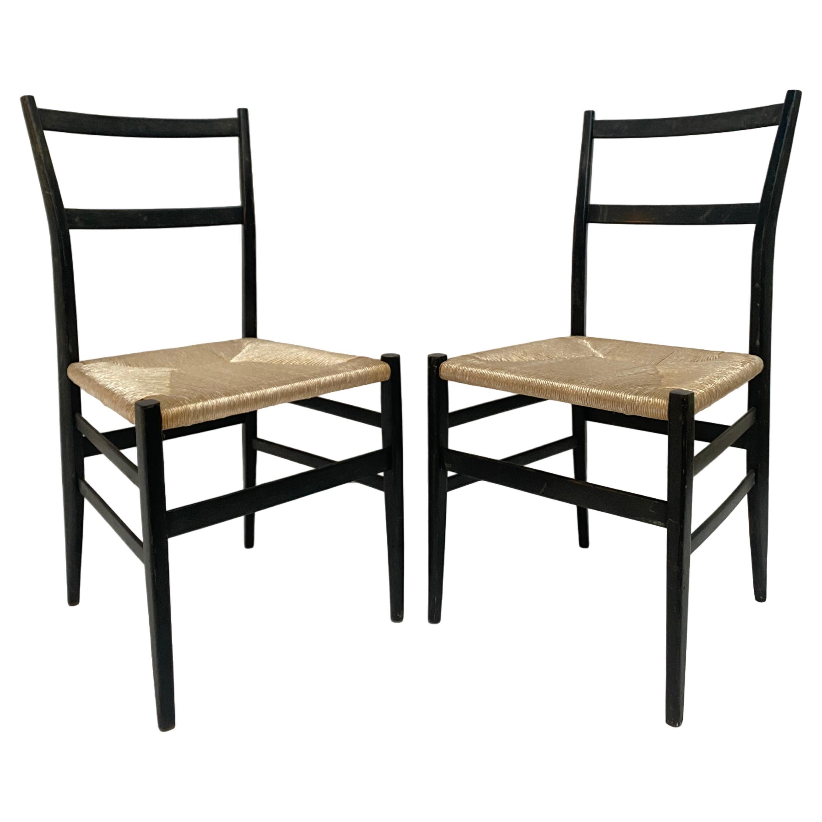 Pair of Leggera Black Ebonized Wooden Dining Chairs by Gio Ponti, Italy, 1950s