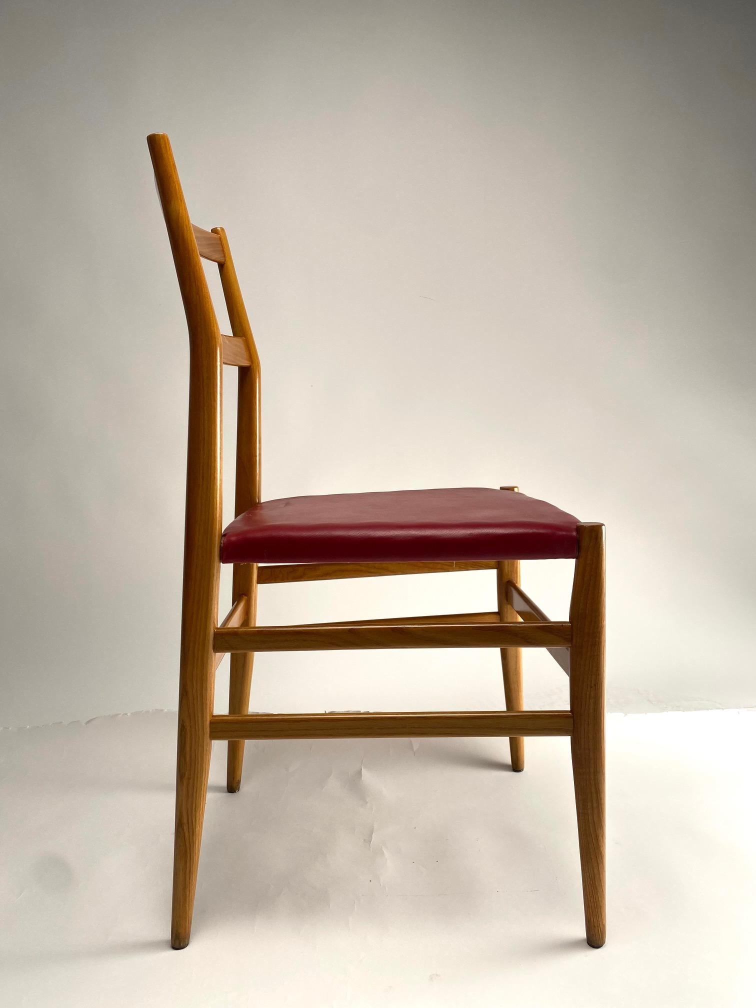 Mid-Century Modern Paire de chaises Leggera en bois clair, Gio Ponti, Cassina  (Première édition) en vente