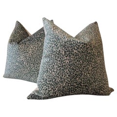 Coppia di cuscini "Leo" in Greene 
Greene Spot con animali