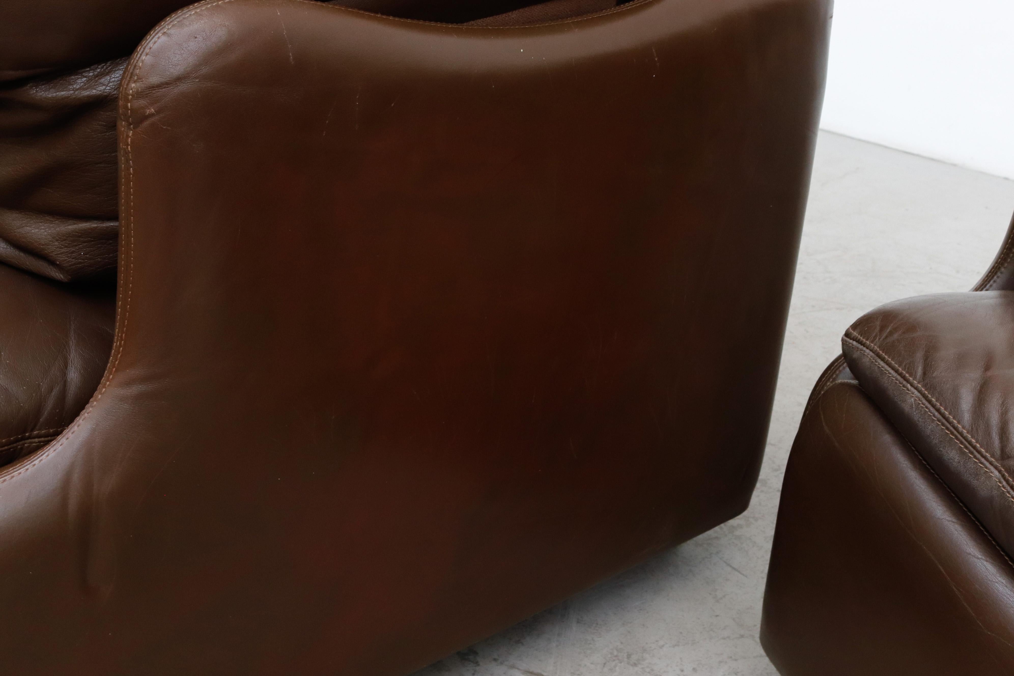 Pair of Leolux Wave Frame Lounge Chairs in Brown Leather 8