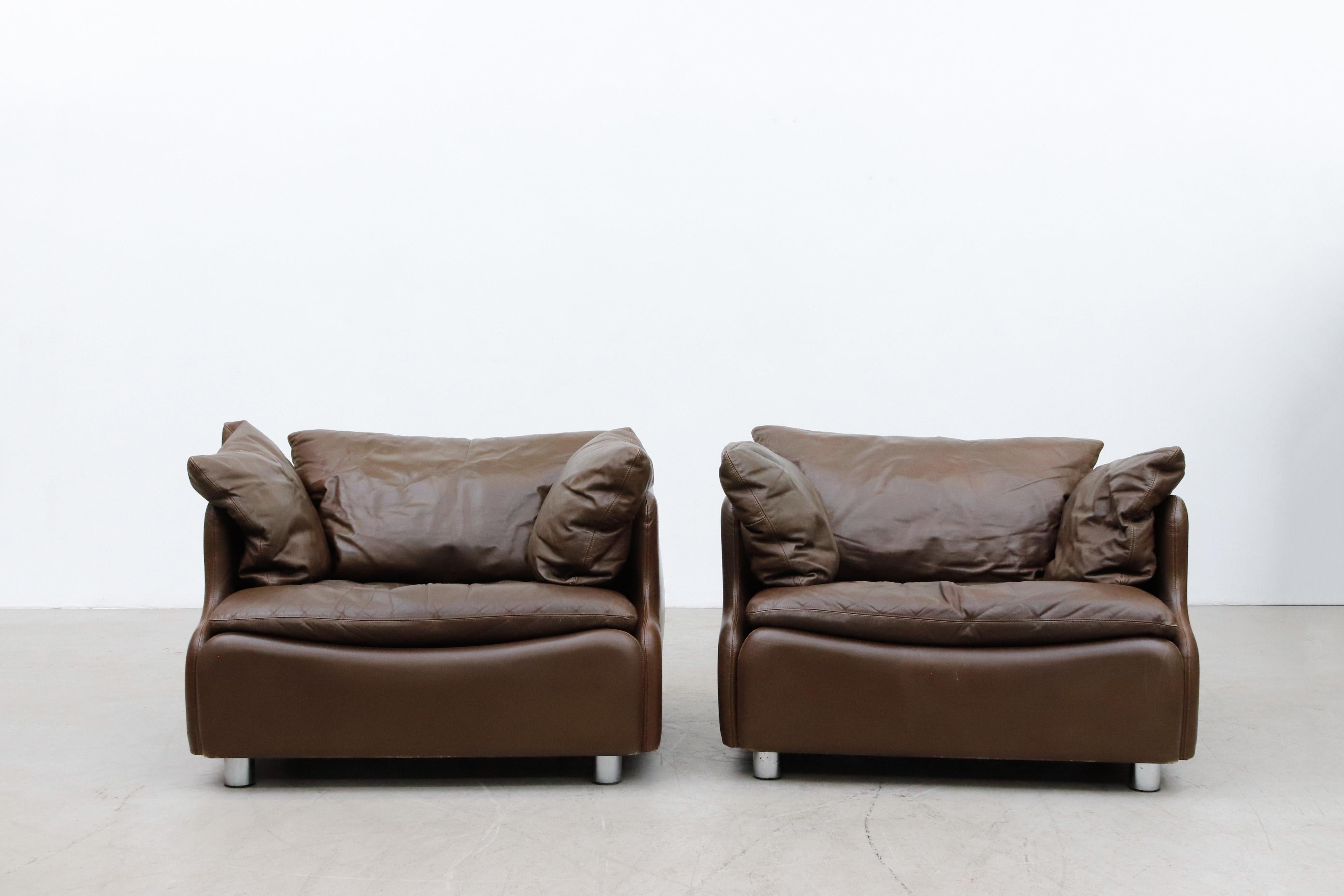 Mid-Century Modern Pair of Leolux Wave Frame Lounge Chairs in Brown Leather
