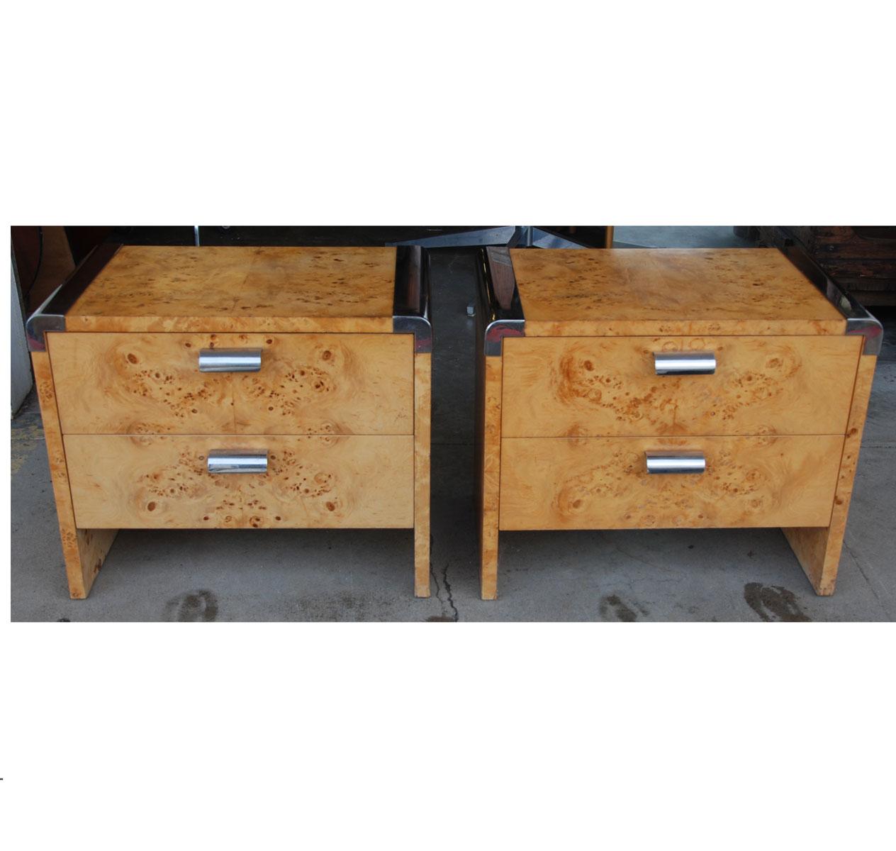 Pair of beautiful burl and chrome nightstands designed by Leon Rosen for the Pace Collection. 
Spacious interior cabinets.



Dimensions:
H 22 in. x W 26.5 in. x D 16.5 in.
 