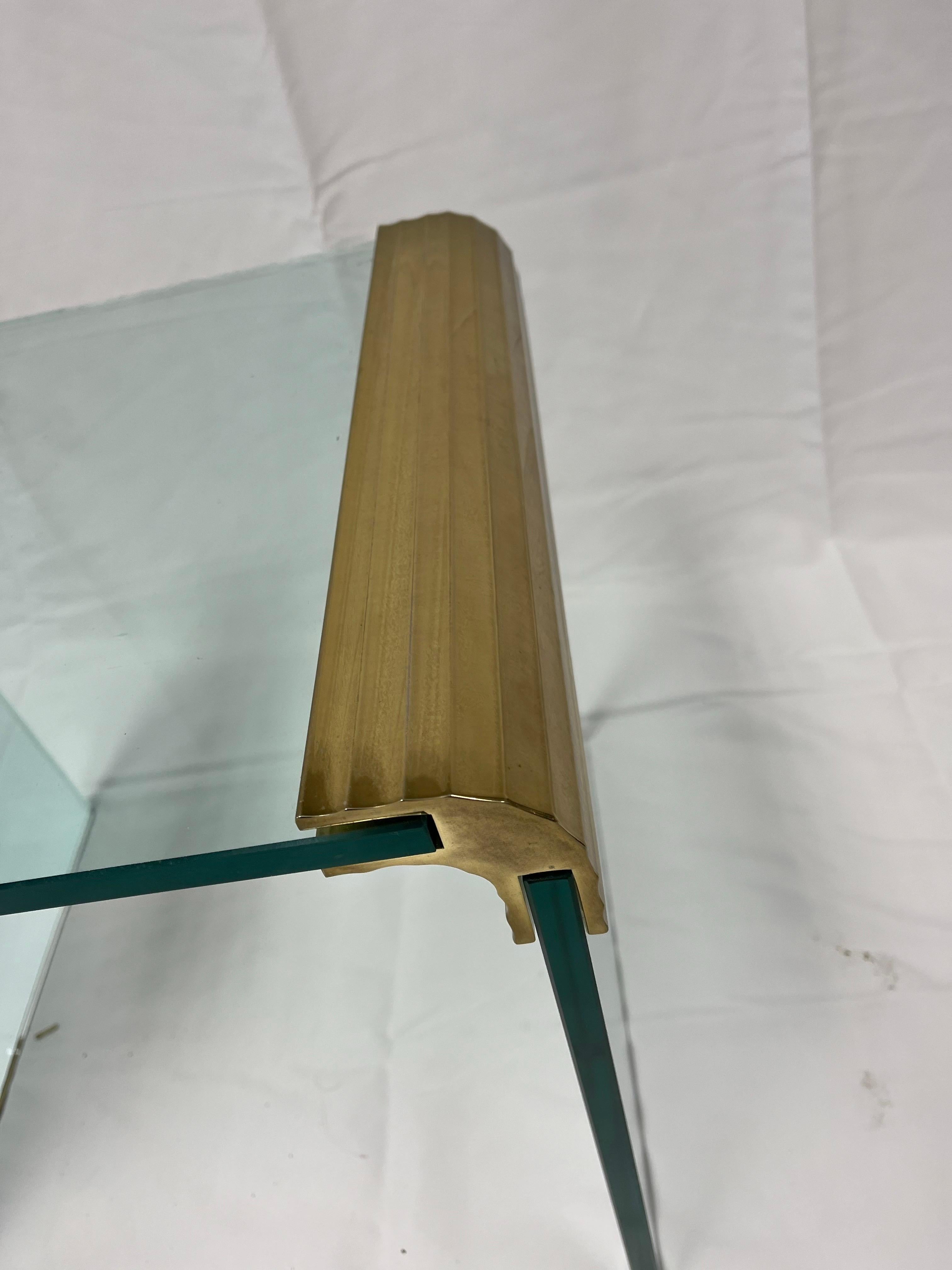 Américain Tables d'appoint ou de bout en verre Leon Rosen pour Pace Collection en vente