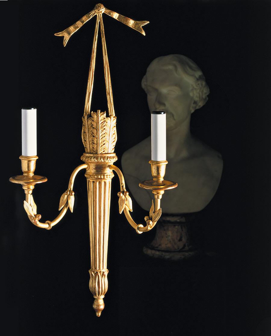 Pair of Leone Cei HJ500 Louis XVI-Style Wall Lights, Hand Carved and Gilded For Sale 4