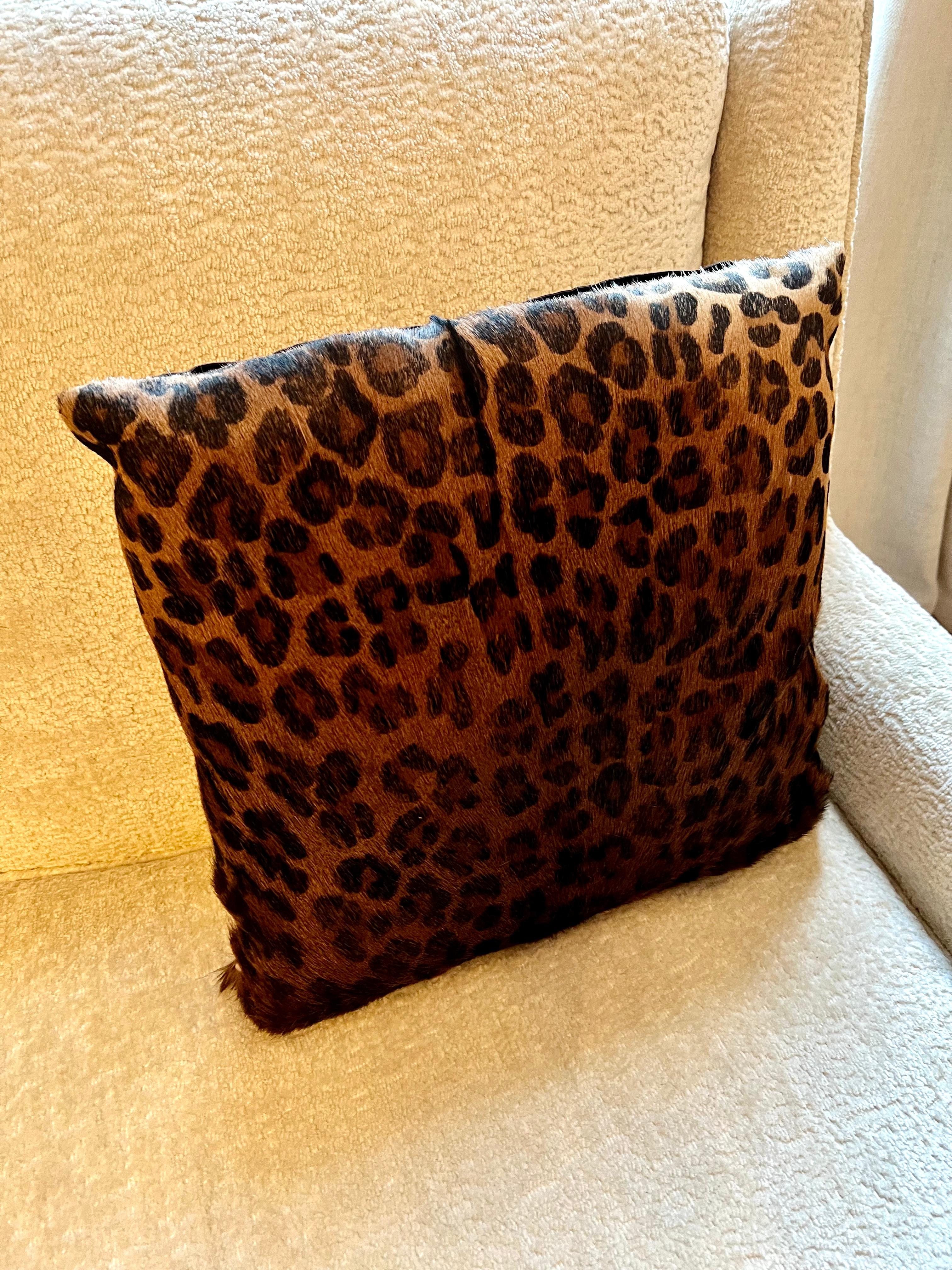 Pair of Leopard Fur Pillows 4