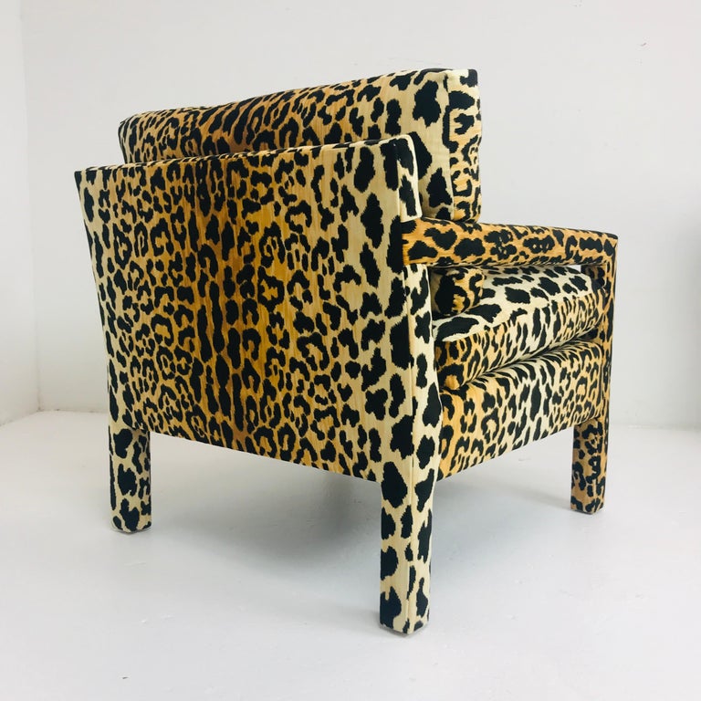 Pair of Leopard Parson Chairs in the Style of Milo Baughman, Custom In Excellent Condition In Dallas, TX