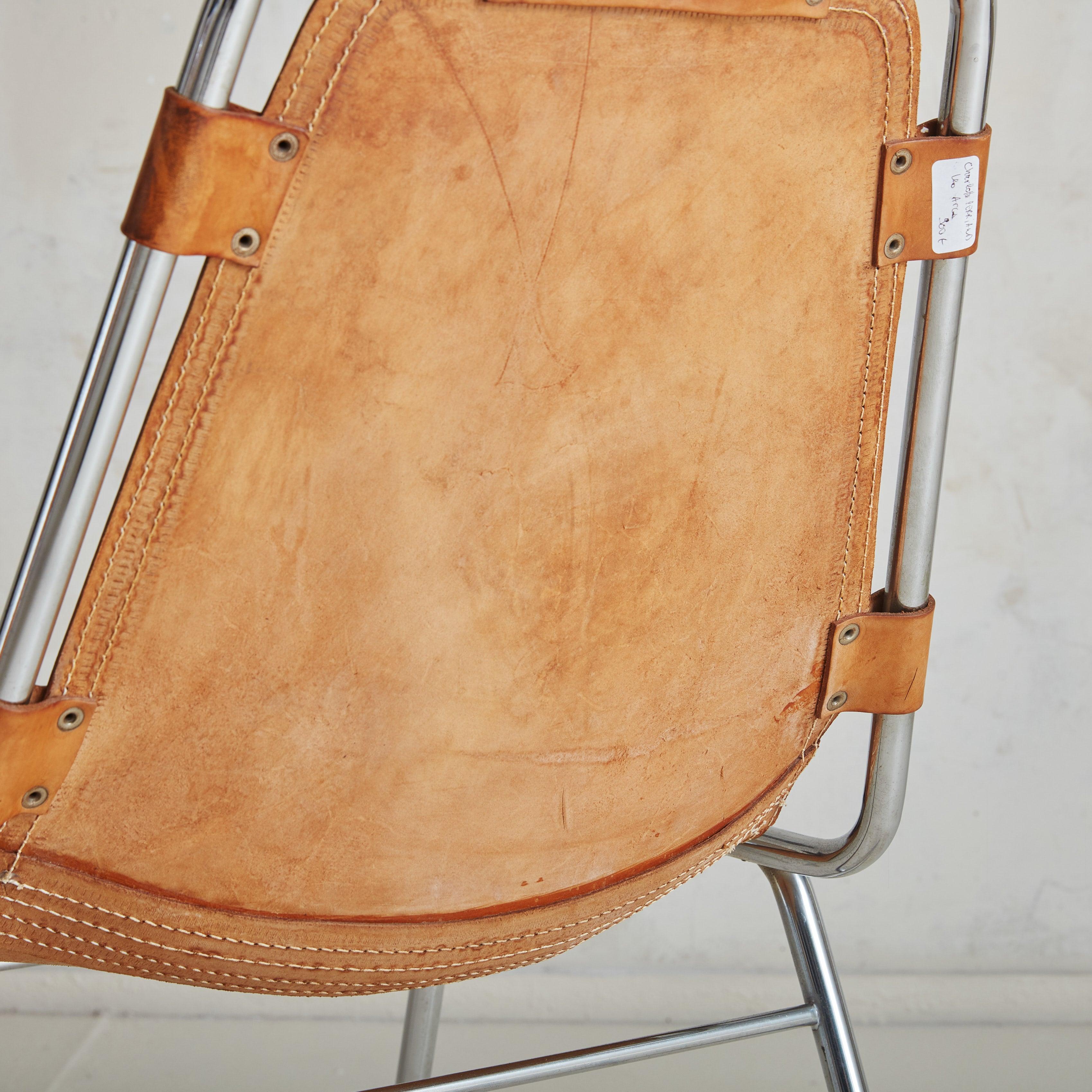 Paire de chaises Les Arcs attribuée à Charlotte Perriand, France 1970 en vente 2