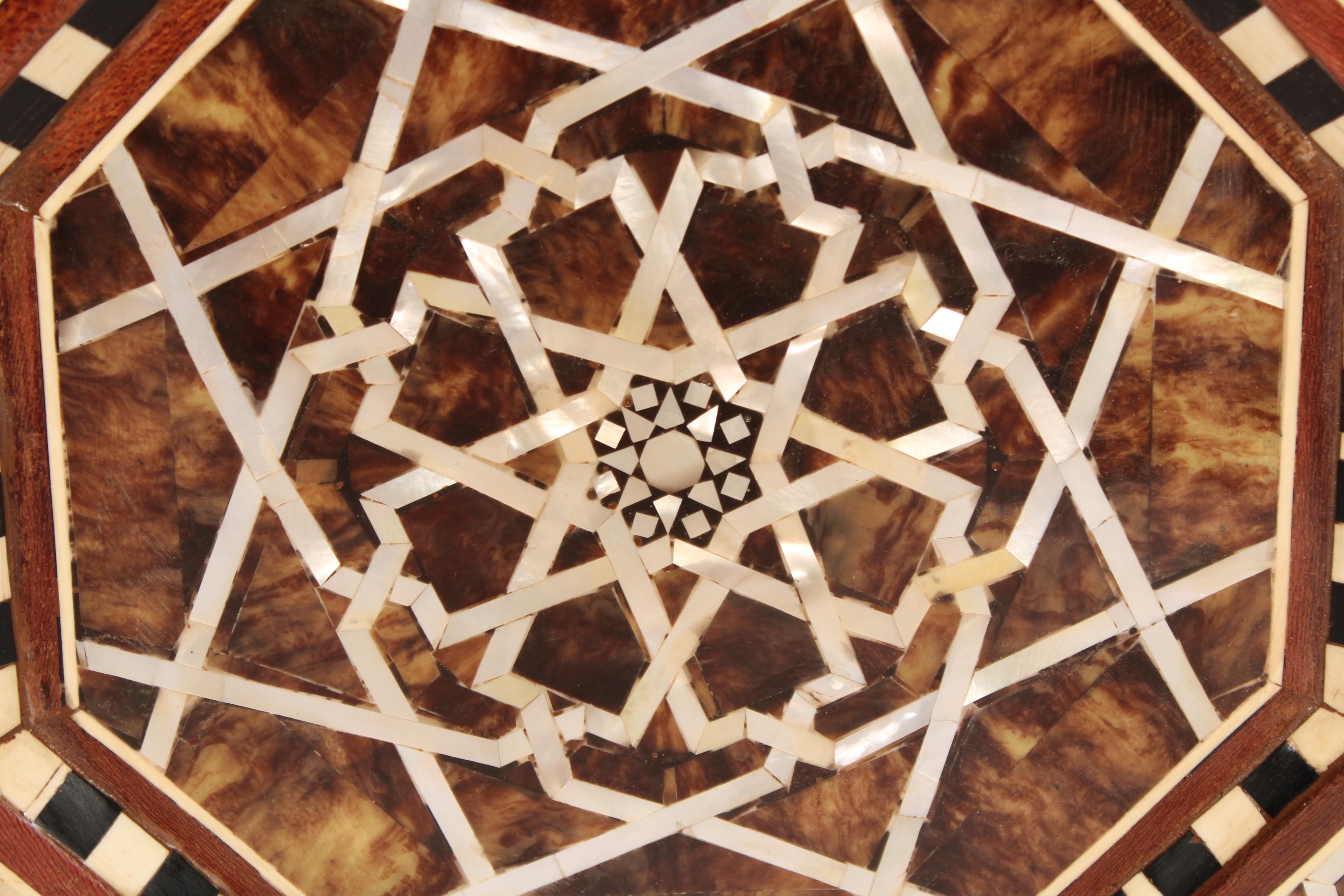 Pair of Levantine Mother of Pearl and Bone Inlaid Occasional Tables For Sale 2