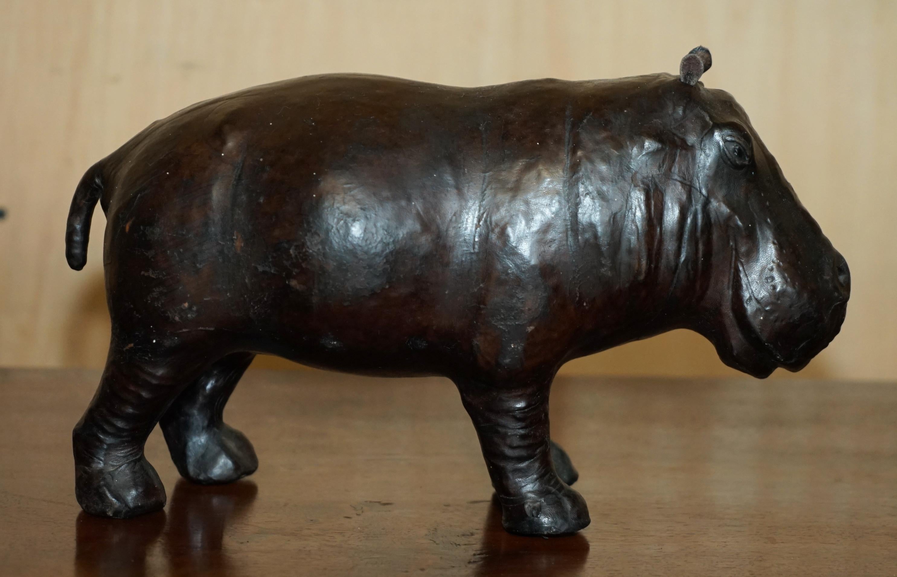 COPPIA DI CALZATURE LIBERTY'S Omersa in pelle di madre e di vitello HiPPO'S in vendita 4
