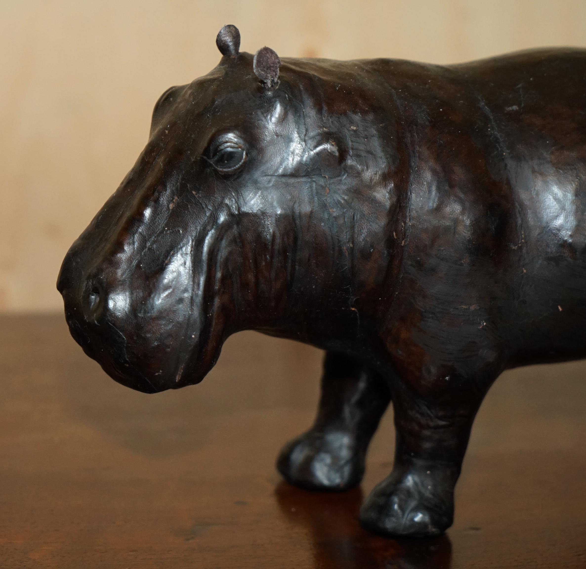 COPPIA DI CALZATURE LIBERTY'S Omersa in pelle di madre e di vitello HiPPO'S in vendita 10