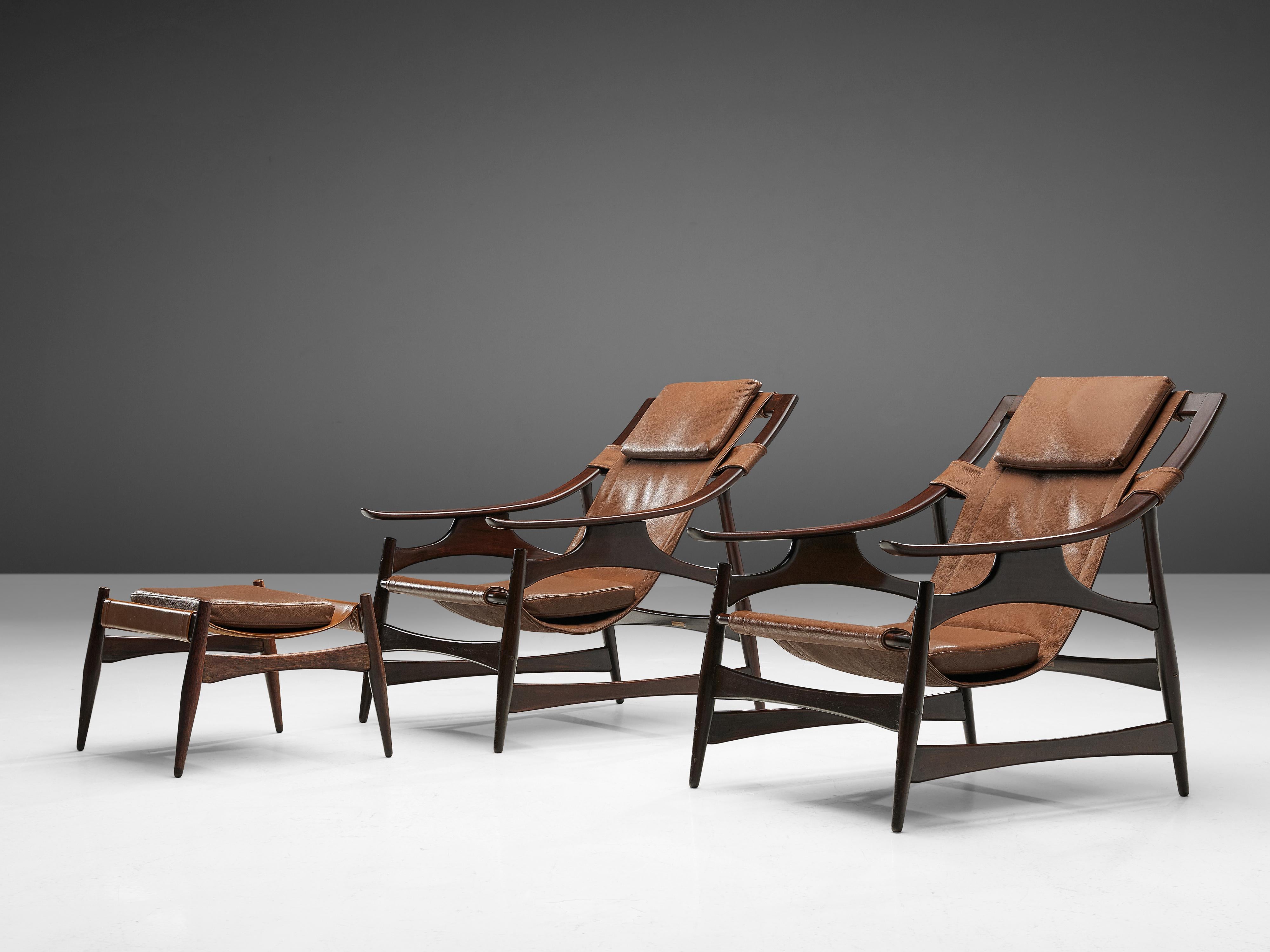 Pair of Liceu De Artes Sao Paulo Lounge Chairs in Walnut and Leather 4