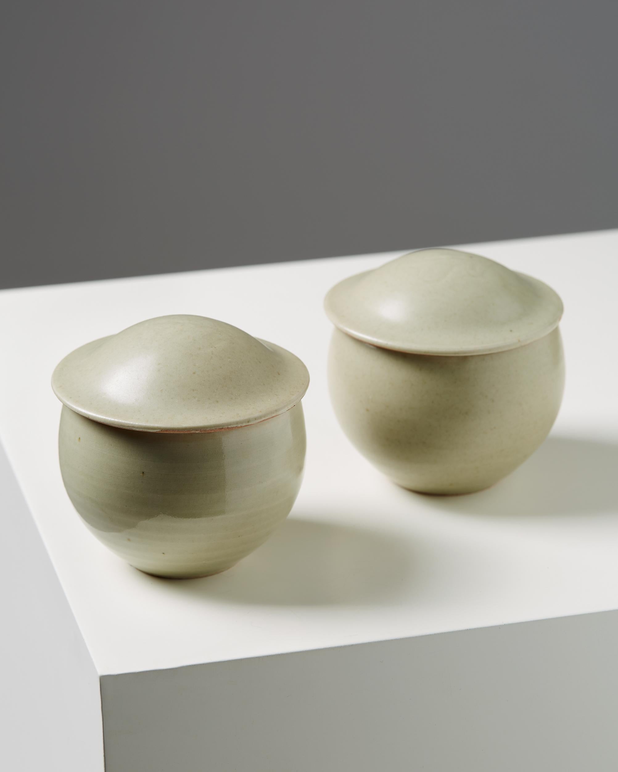 Scandinavian Modern Pair of Lidded Bowls for St Ive’s Pottery, England, 1980s For Sale