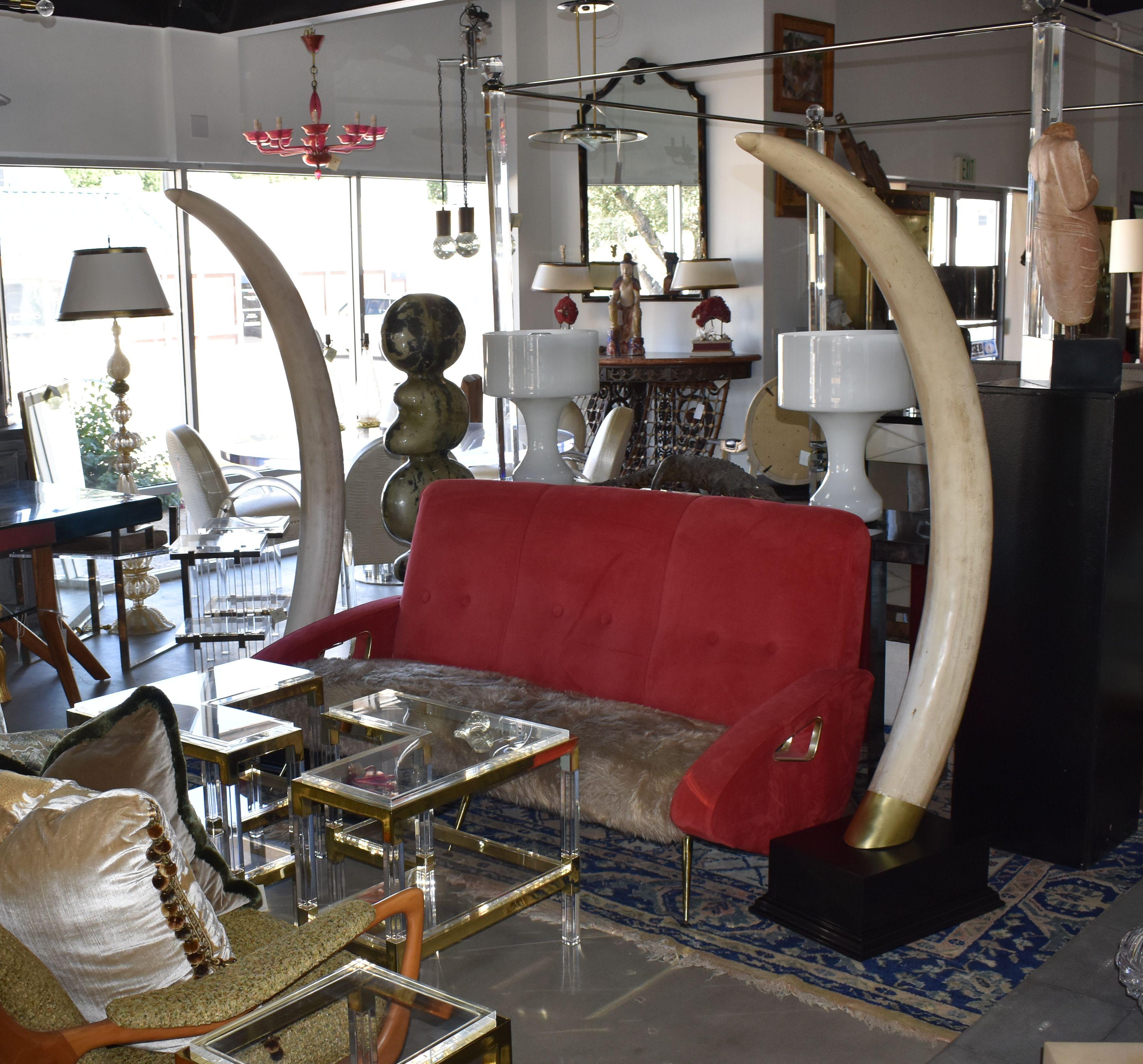 Pair of Life-Size Faux Elephant Tusks For Sale 3
