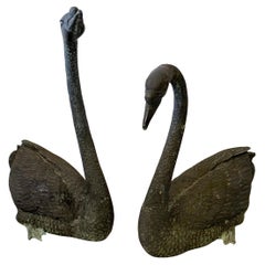 Pair of Life-Size Patinated Bronze Garden Swans, France, 20th Century (Pre-WWII)