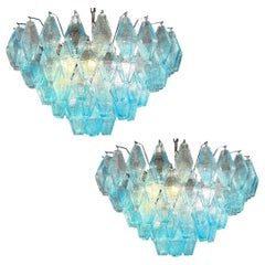 Coppia di lampadari o plafoniere in vetro di Murano azzurro Poliedri