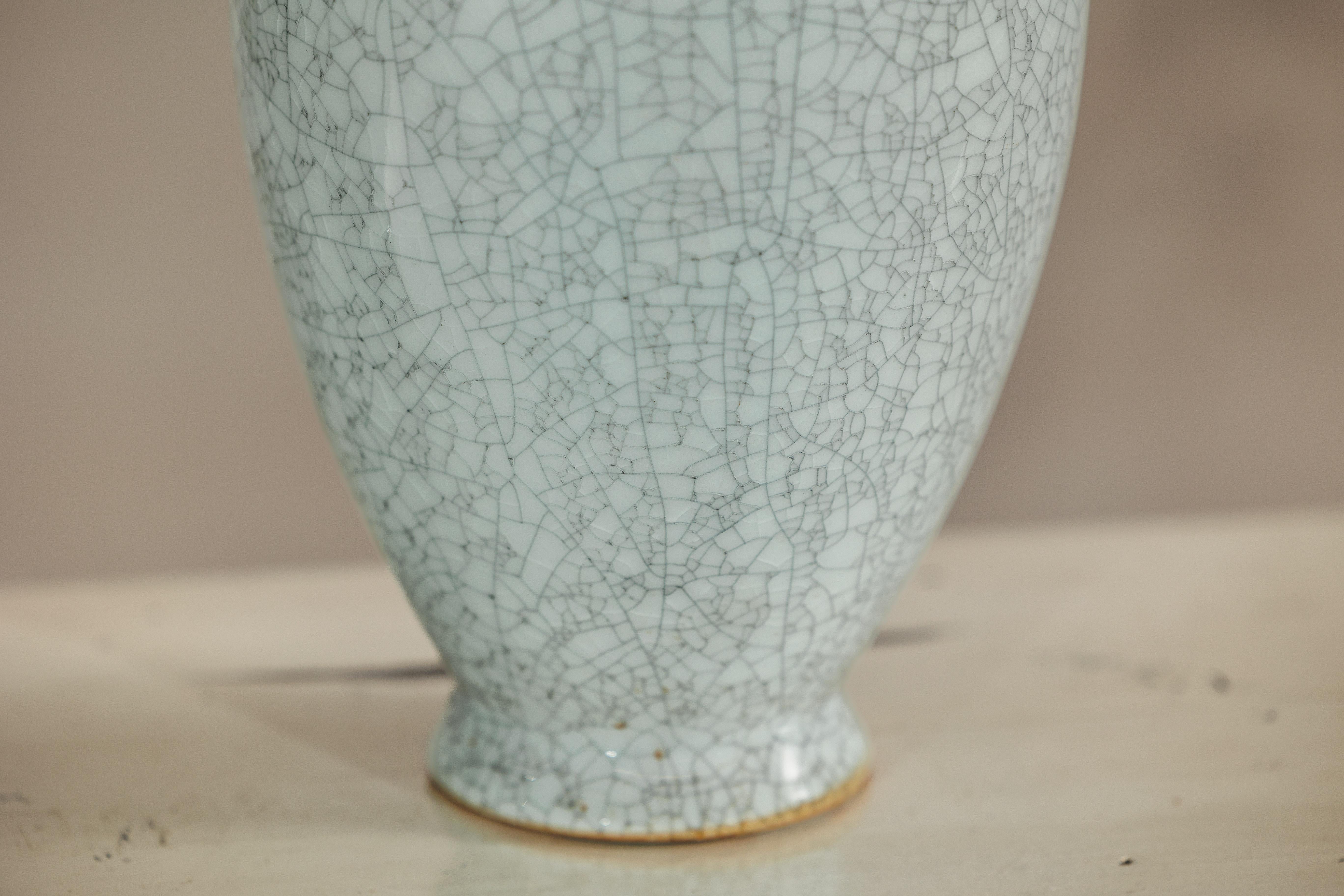 Pair of Light Grey Celadon-Glazed Porcelain Vases with Fine Crackle Pattern For Sale 7