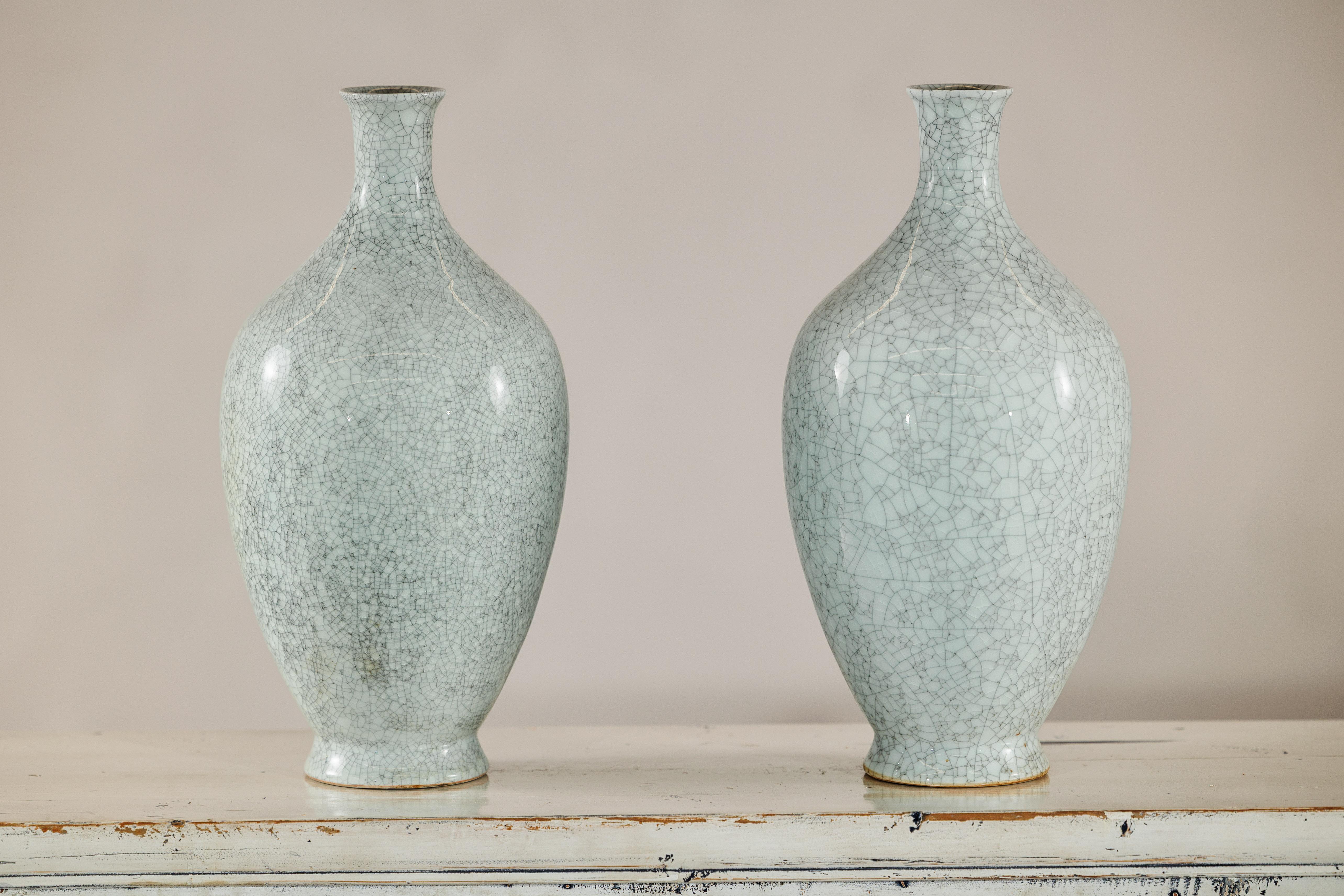 Pair of Light Grey Celadon-Glazed Porcelain Vases with Fine Crackle Pattern For Sale 8