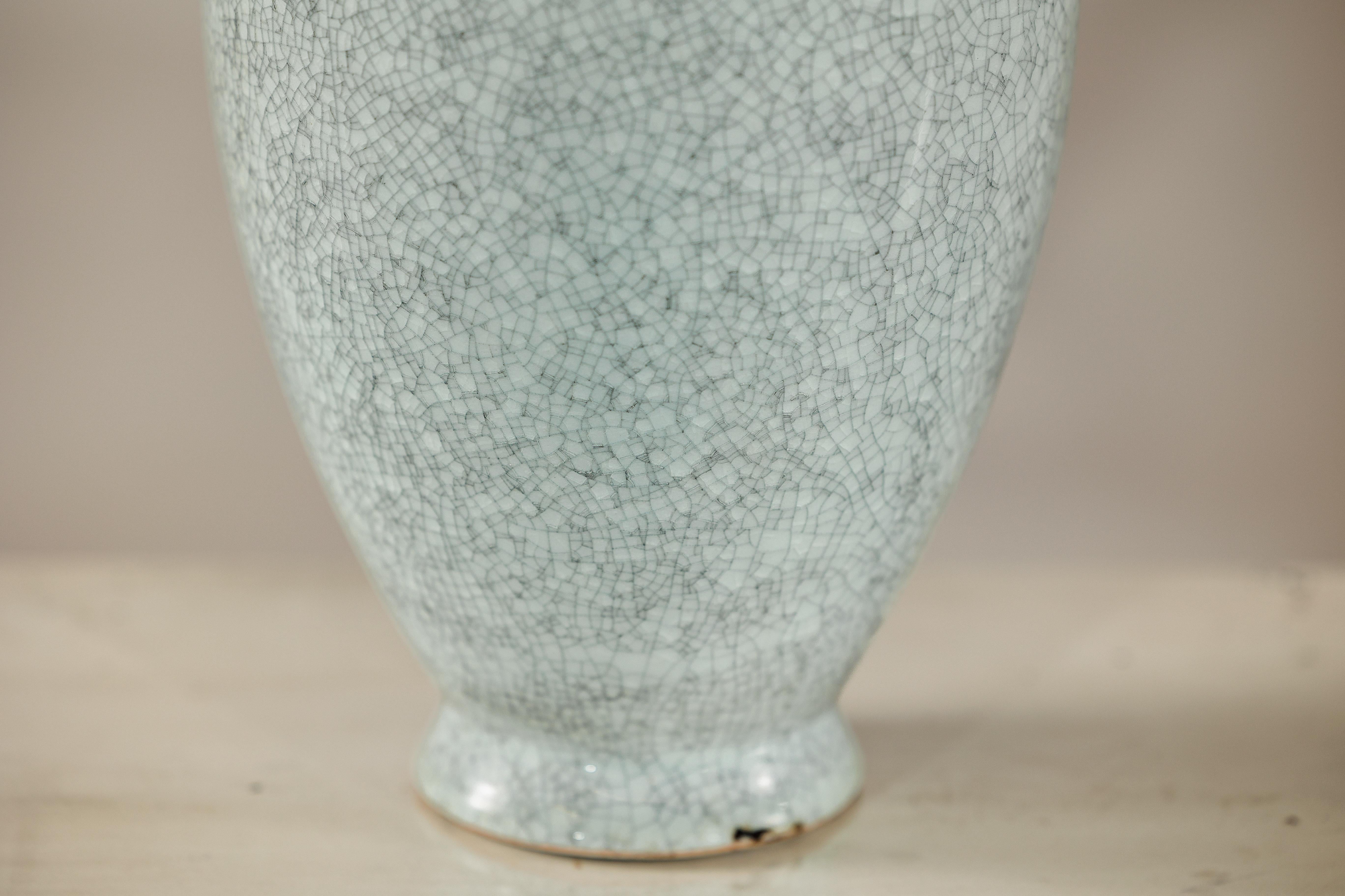 Pair of Light Grey Celadon-Glazed Porcelain Vases with Fine Crackle Pattern For Sale 4