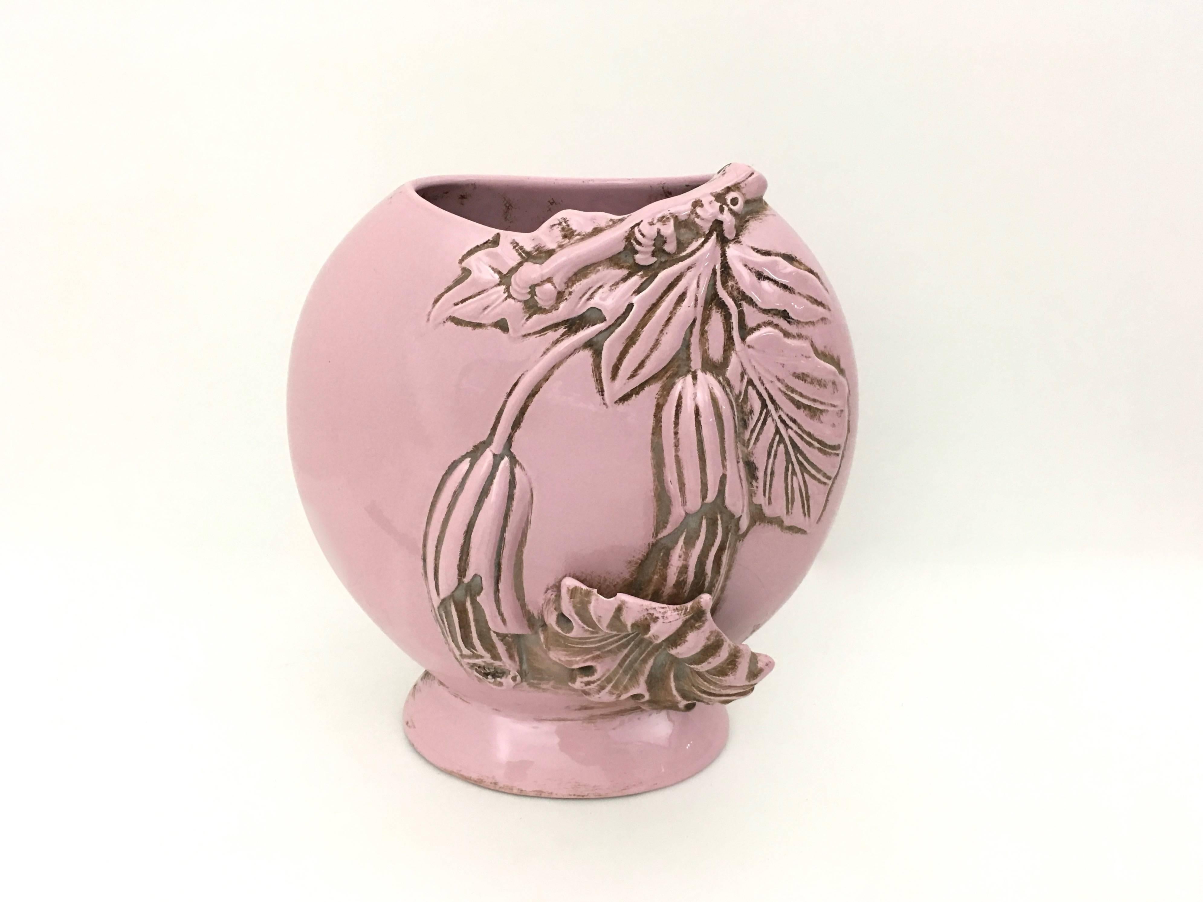 Mid-20th Century Pair of Light Pink Art Deco Polished Ceramic Flower Vases, Italy