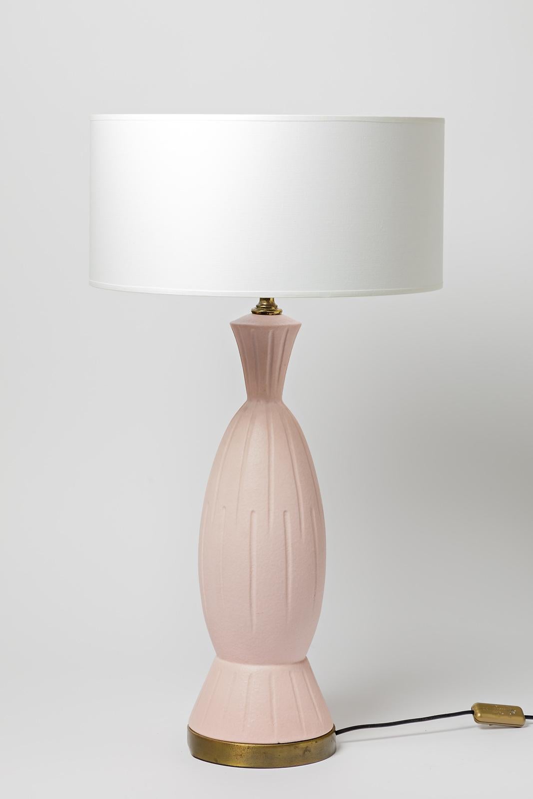 Paar hellrosa Keramik-Tischlampen, 20. Jahrhundert, Design im Angebot 3
