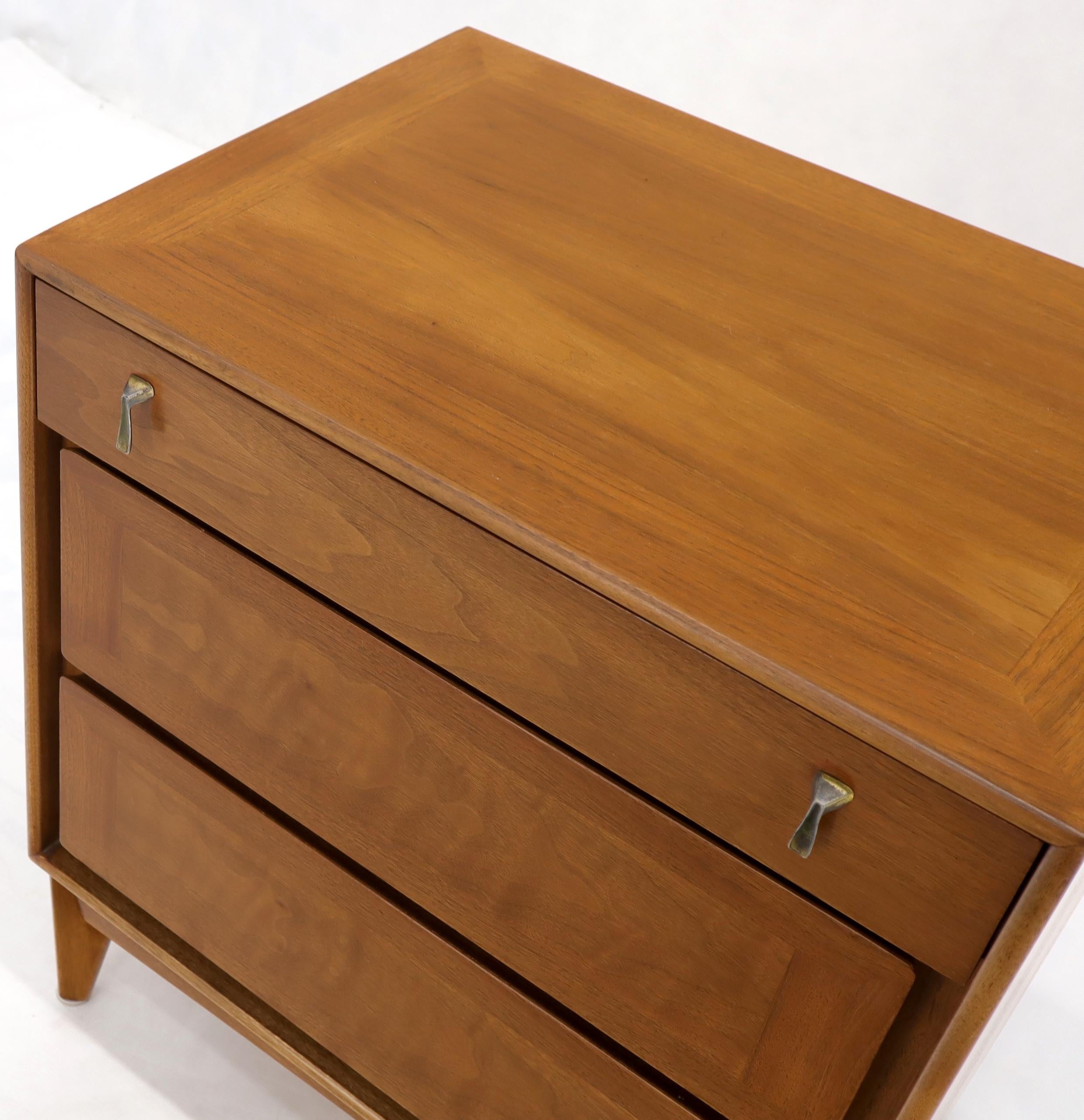 20th Century Pair of Light Walnut Mid-Century Modern Three-Drawer End Side Bed Tables